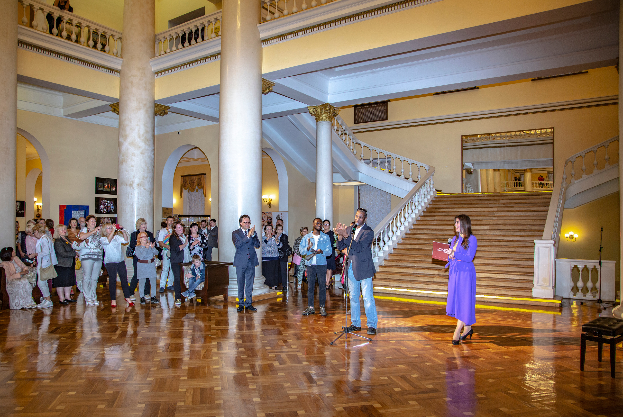 Открытие выставки современного искусства Африки в Зимнем театре г. Сочи. Фотограф в Сочи Юрий Шептаев