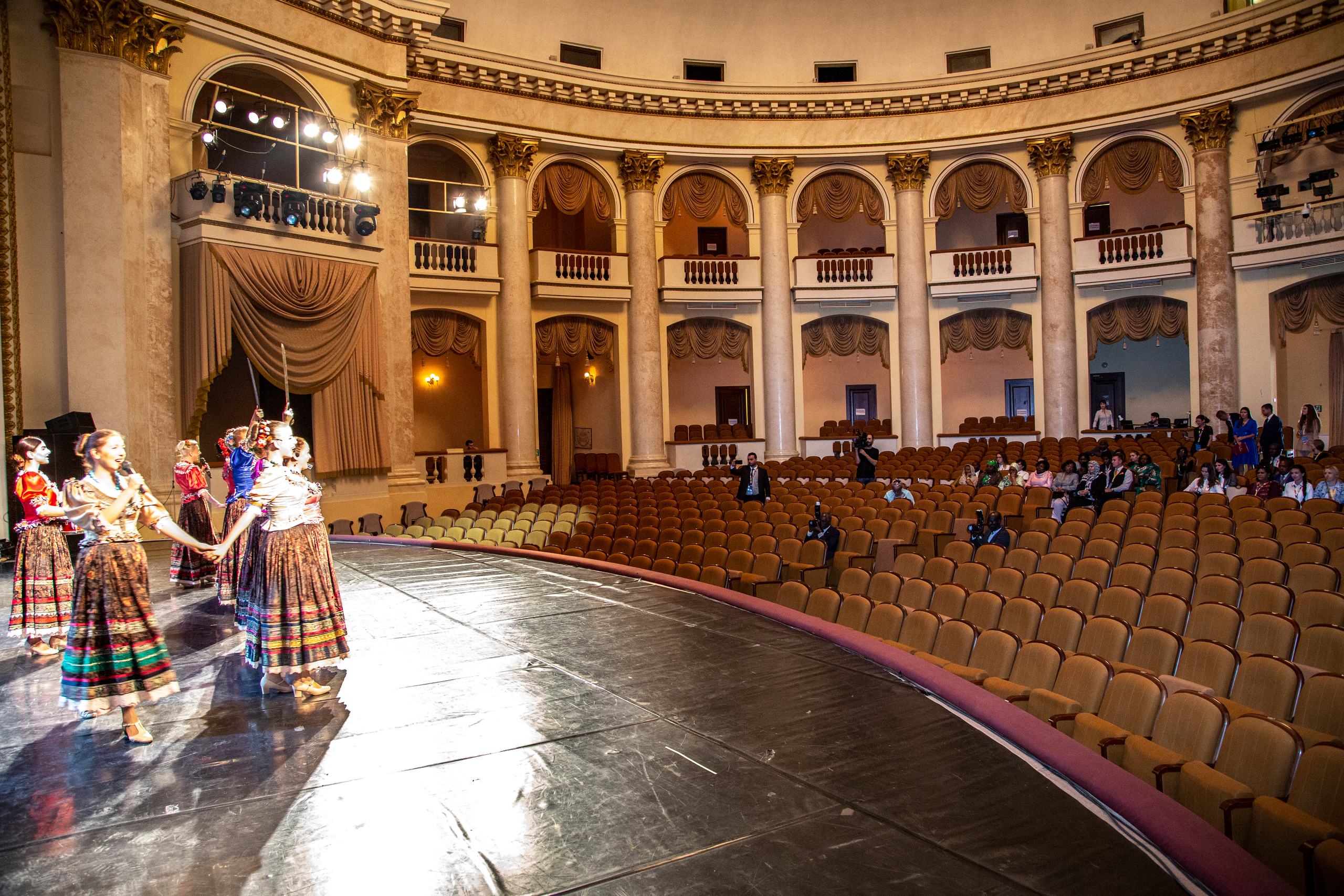 Прием жен глав африканских государств в Зимнем тетре г. Сочи. Фотограф в Сочи Юрий Шептаев