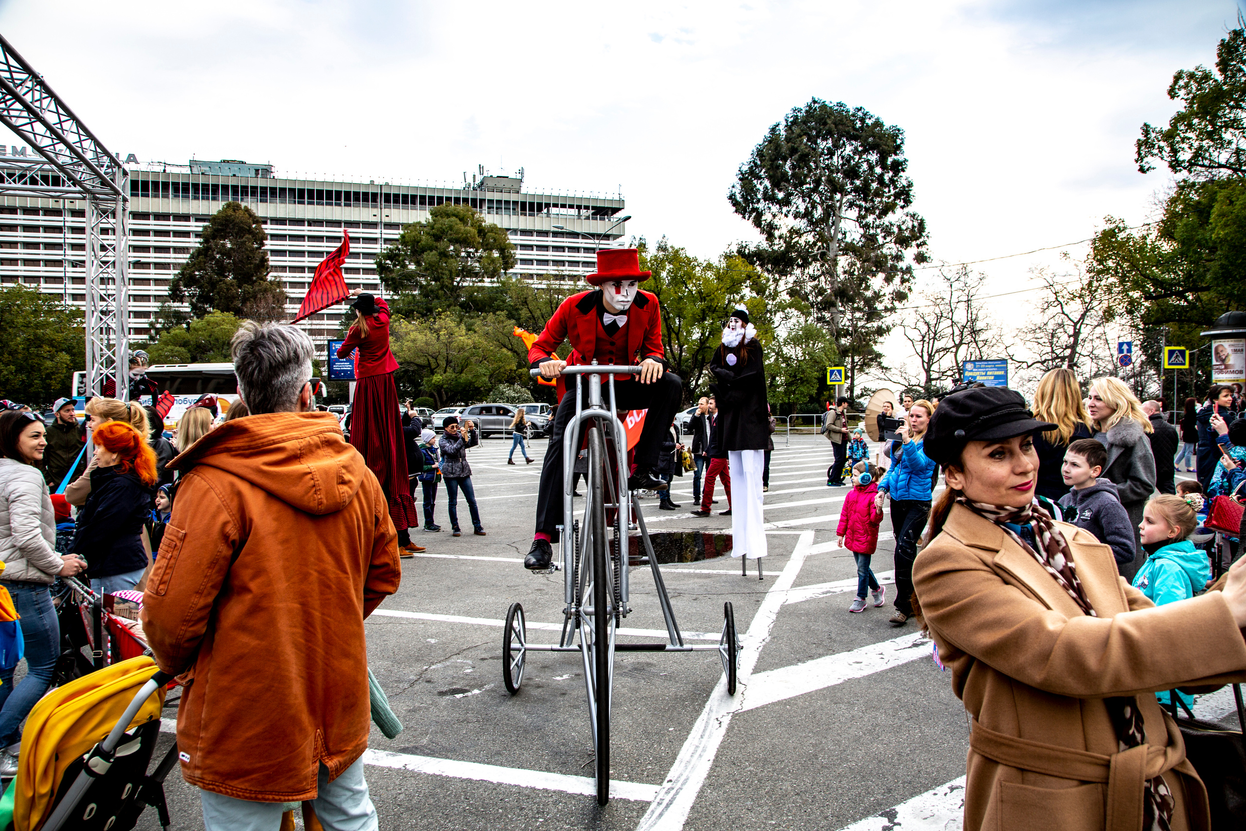 Лица улиц — театр улиц. Фотограф в Сочи Юрий Шептаев