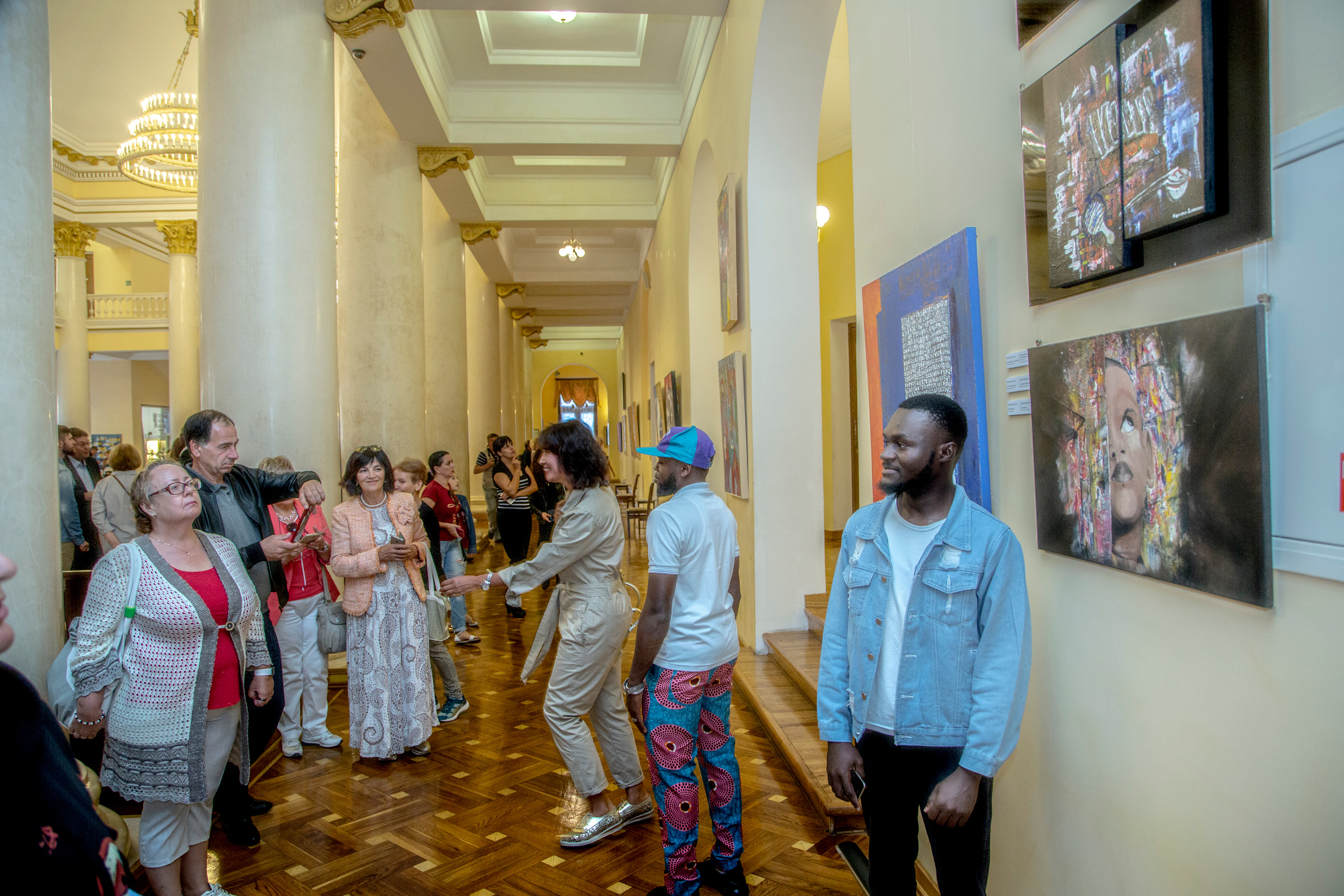 Открытие выставки современного искусства Африки в Зимнем театре г. Сочи. Фотограф в Сочи Юрий Шептаев