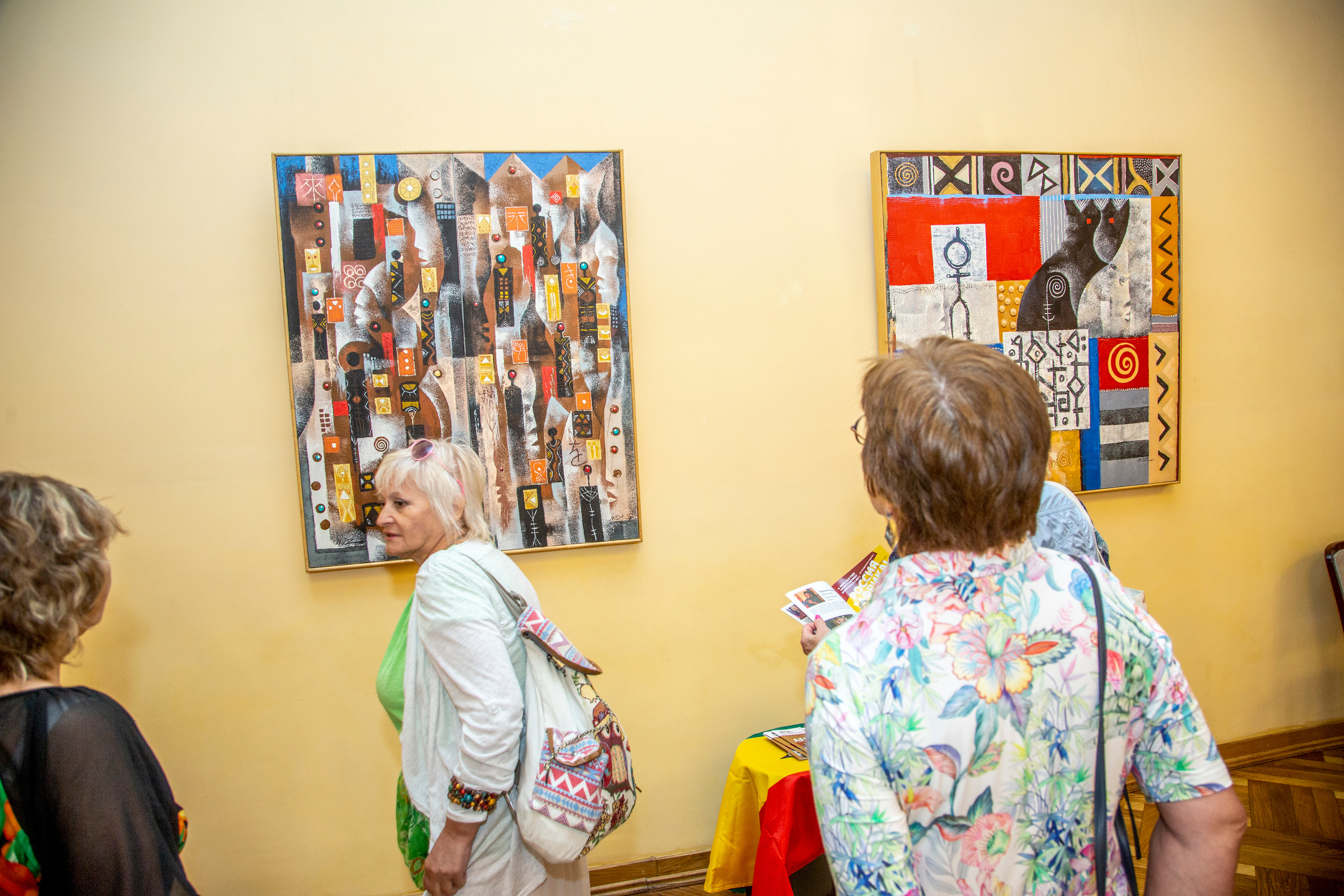 Открытие выставки современного искусства Африки в Зимнем театре г. Сочи. Фотограф в Сочи Юрий Шептаев