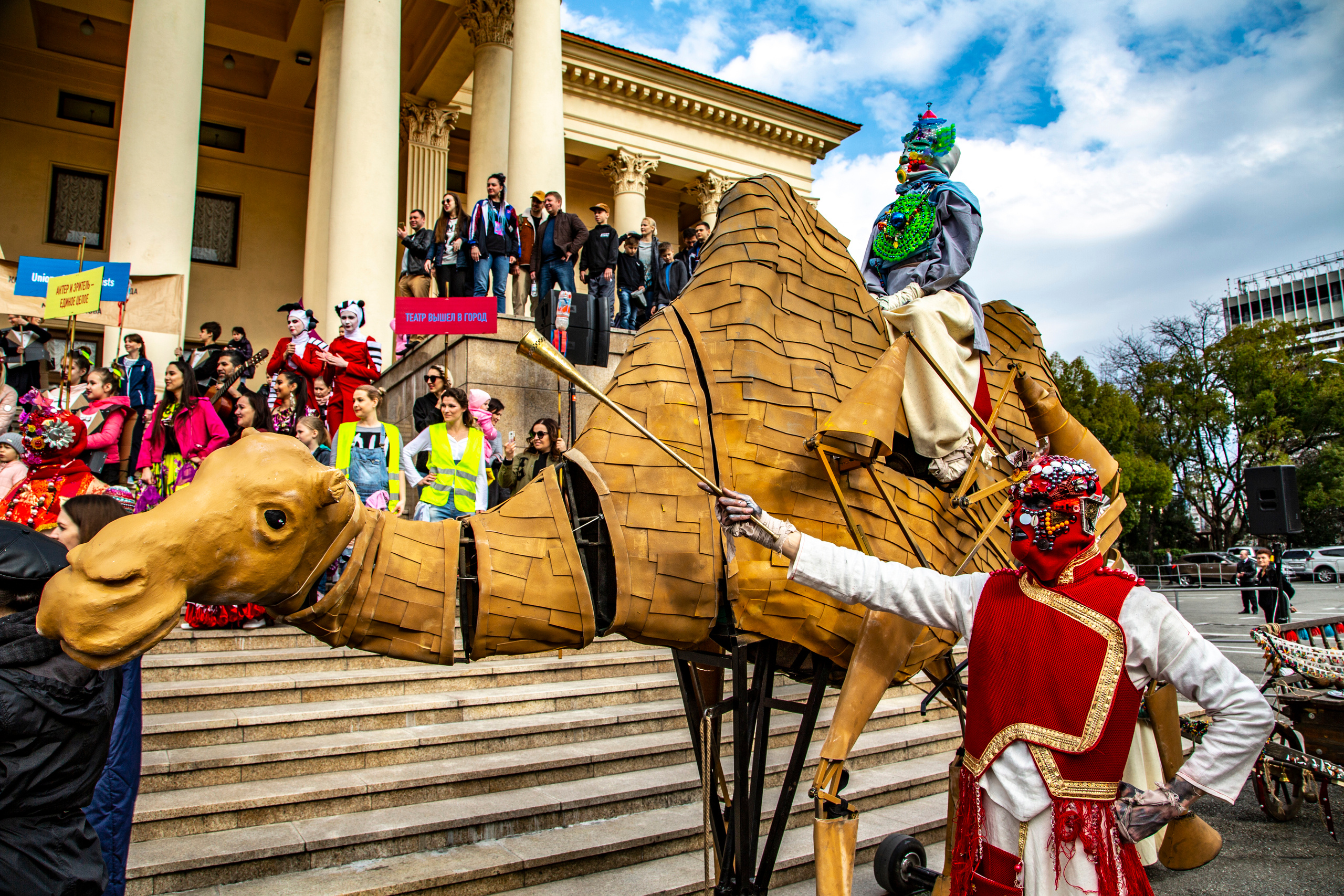 Лица улиц — театр улиц. Фотограф в Сочи Юрий Шептаев