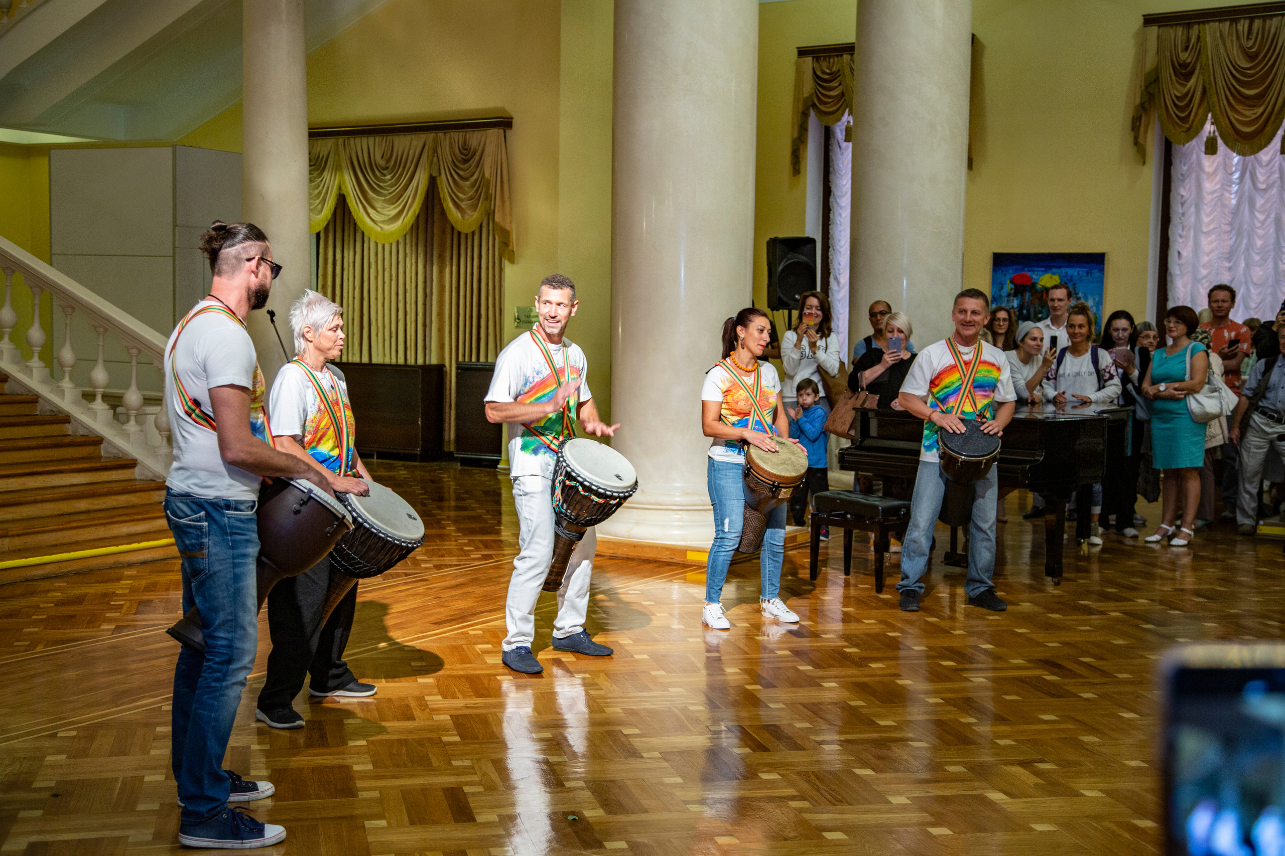 Открытие выставки современного искусства Африки в Зимнем театре г. Сочи. Фотограф в Сочи Юрий Шептаев