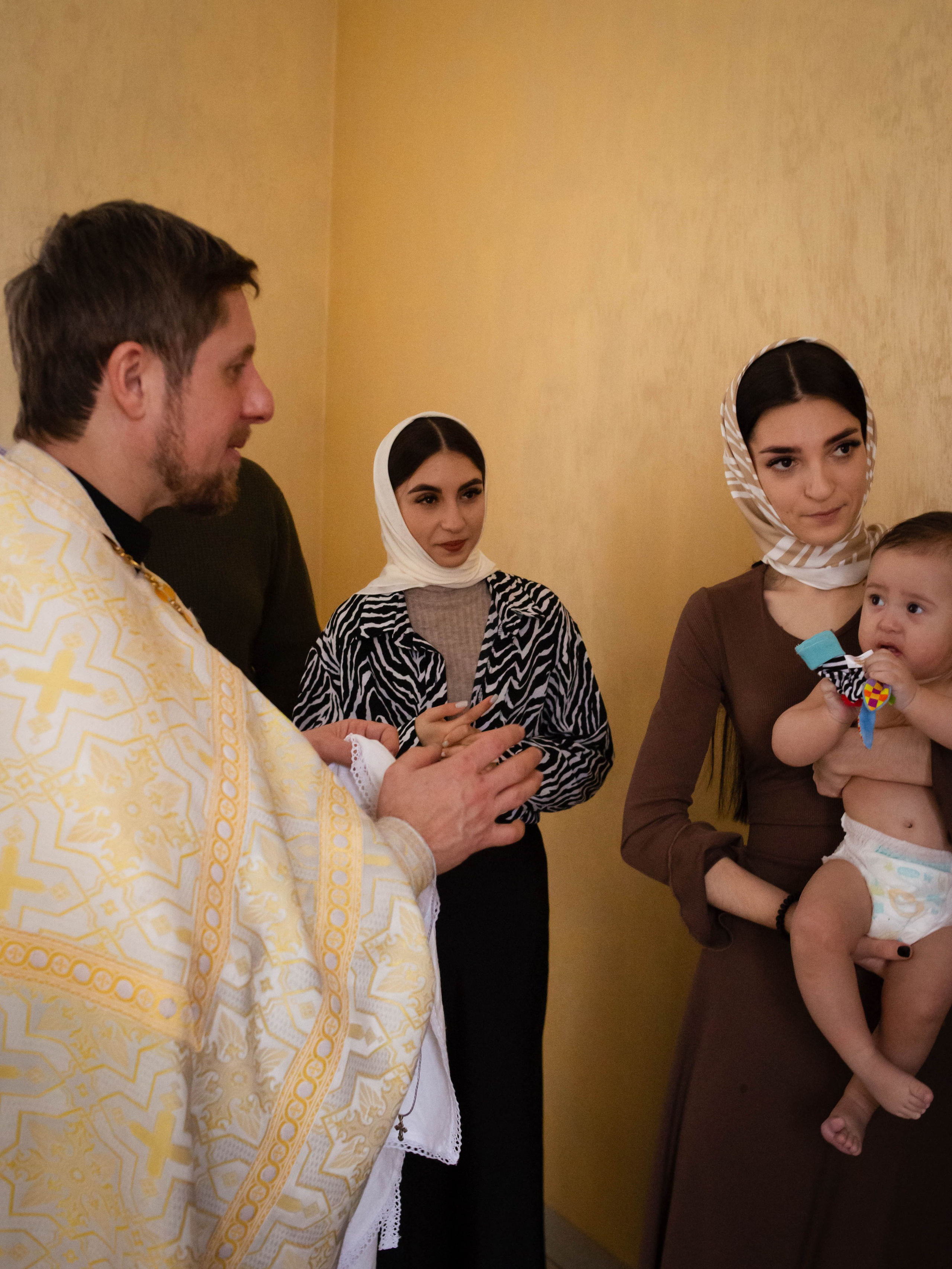 Крещение Эмира. Семейный фотограф Софи Симакова в Волгограде и Волжском