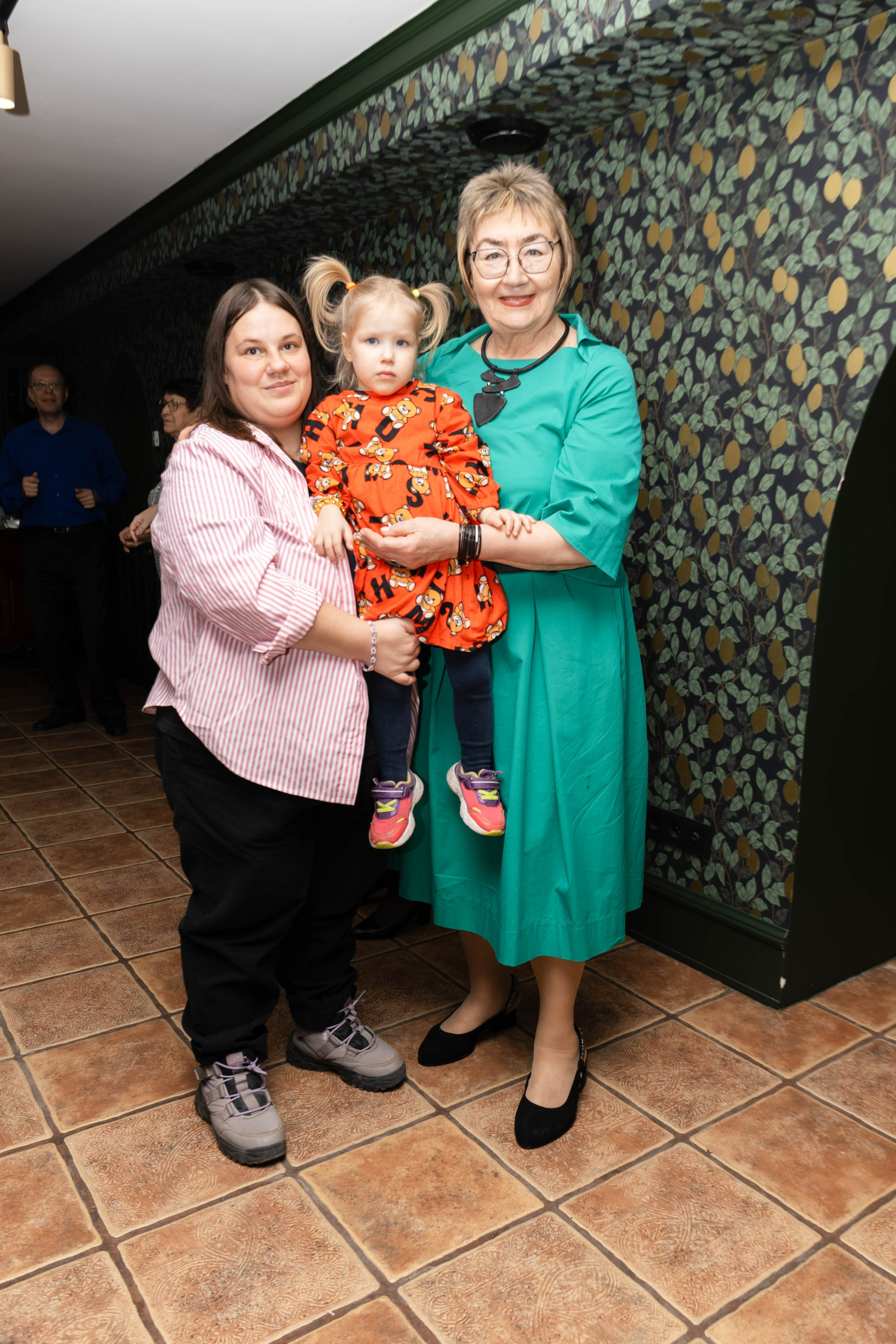 Юбилей Ольги Ивановны. Семейный фотограф Софи Симакова в Волгограде и Волжском