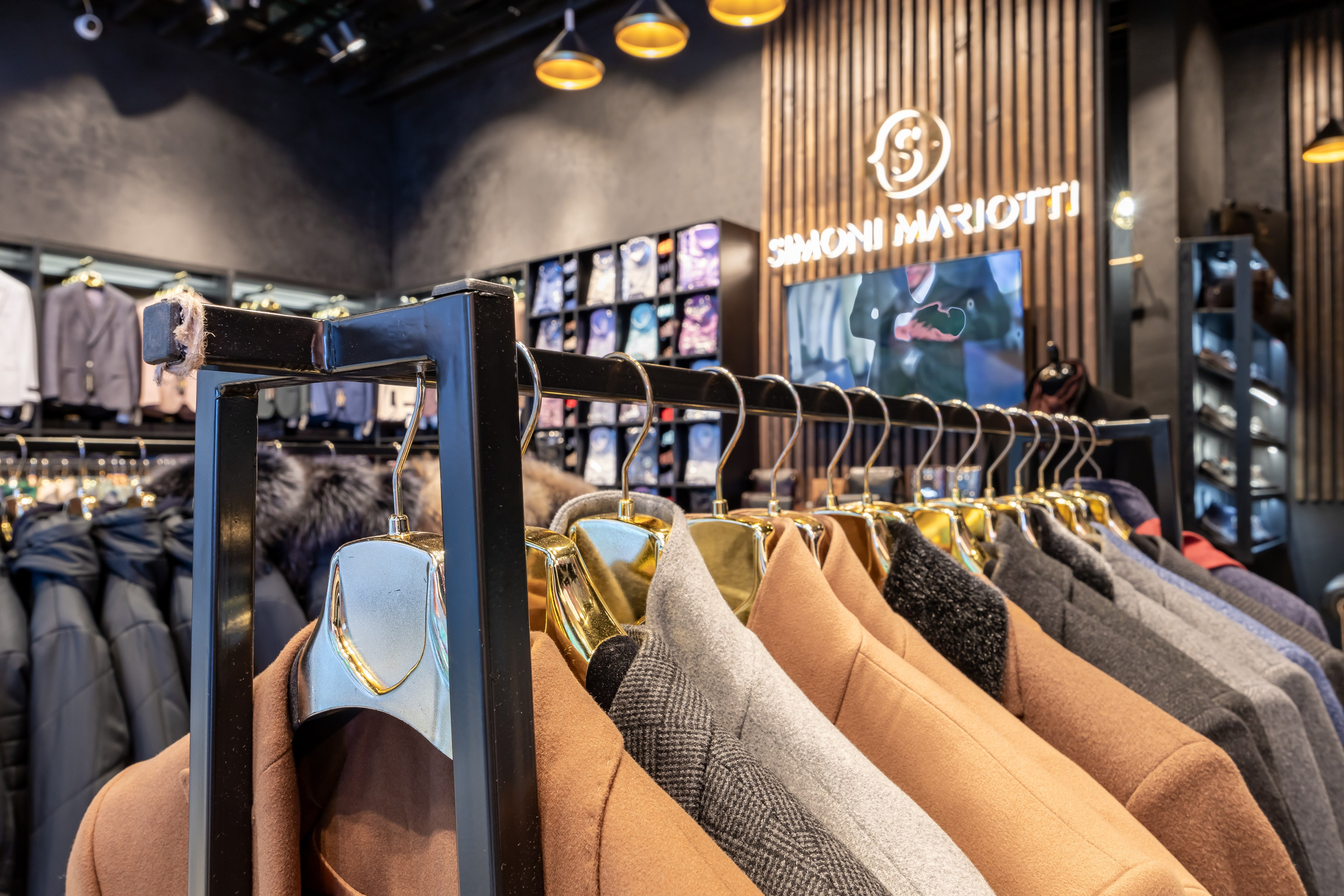 Съемка для производителя торгового оборудования в ТЦ «Ривьера». Интерьерный фотограф в Москве Сергей Чекмезов