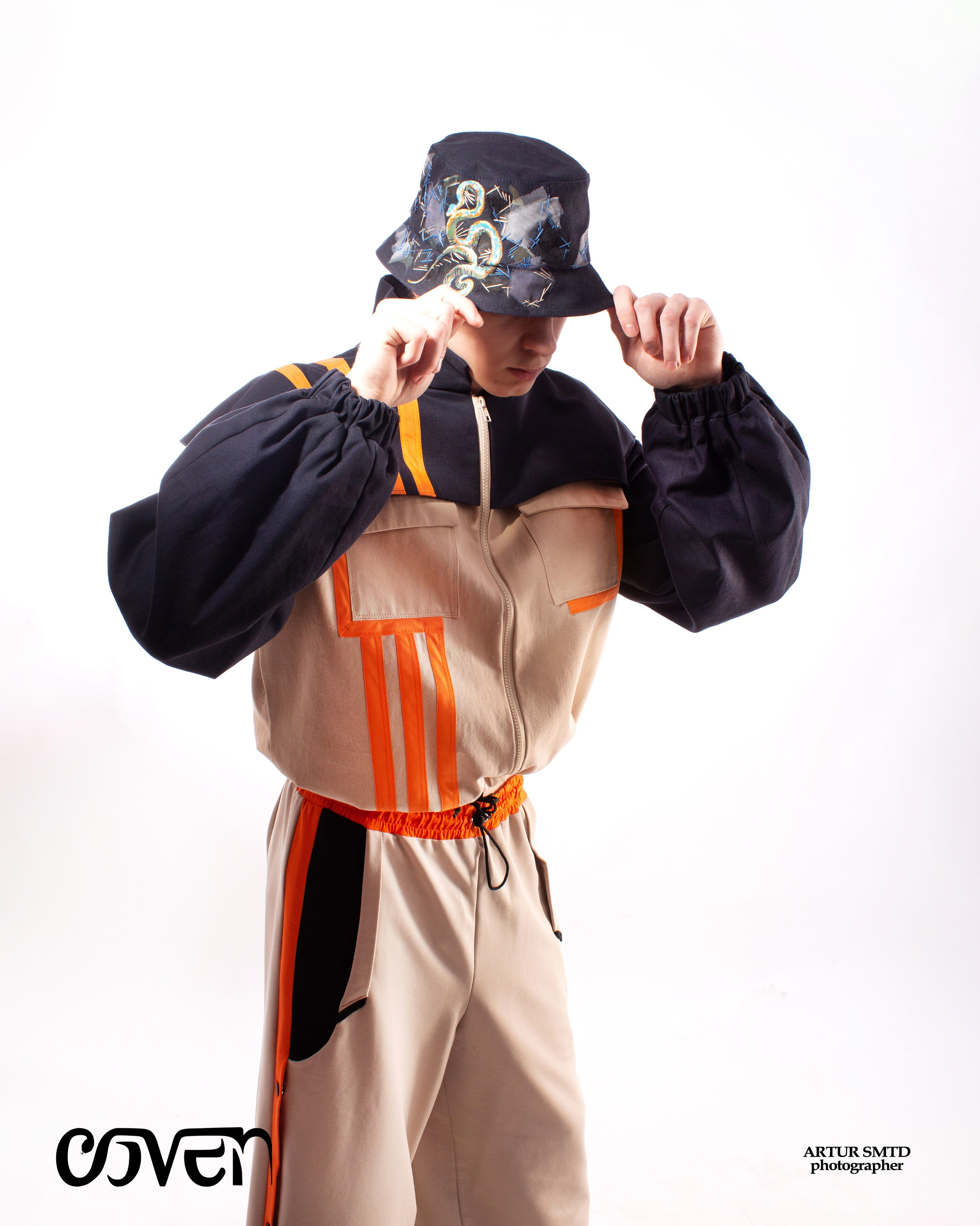 Каталог — «COVEN» brand by Maria Korobova design. Фотограф из Новосибирска Артур Шамсутдинов