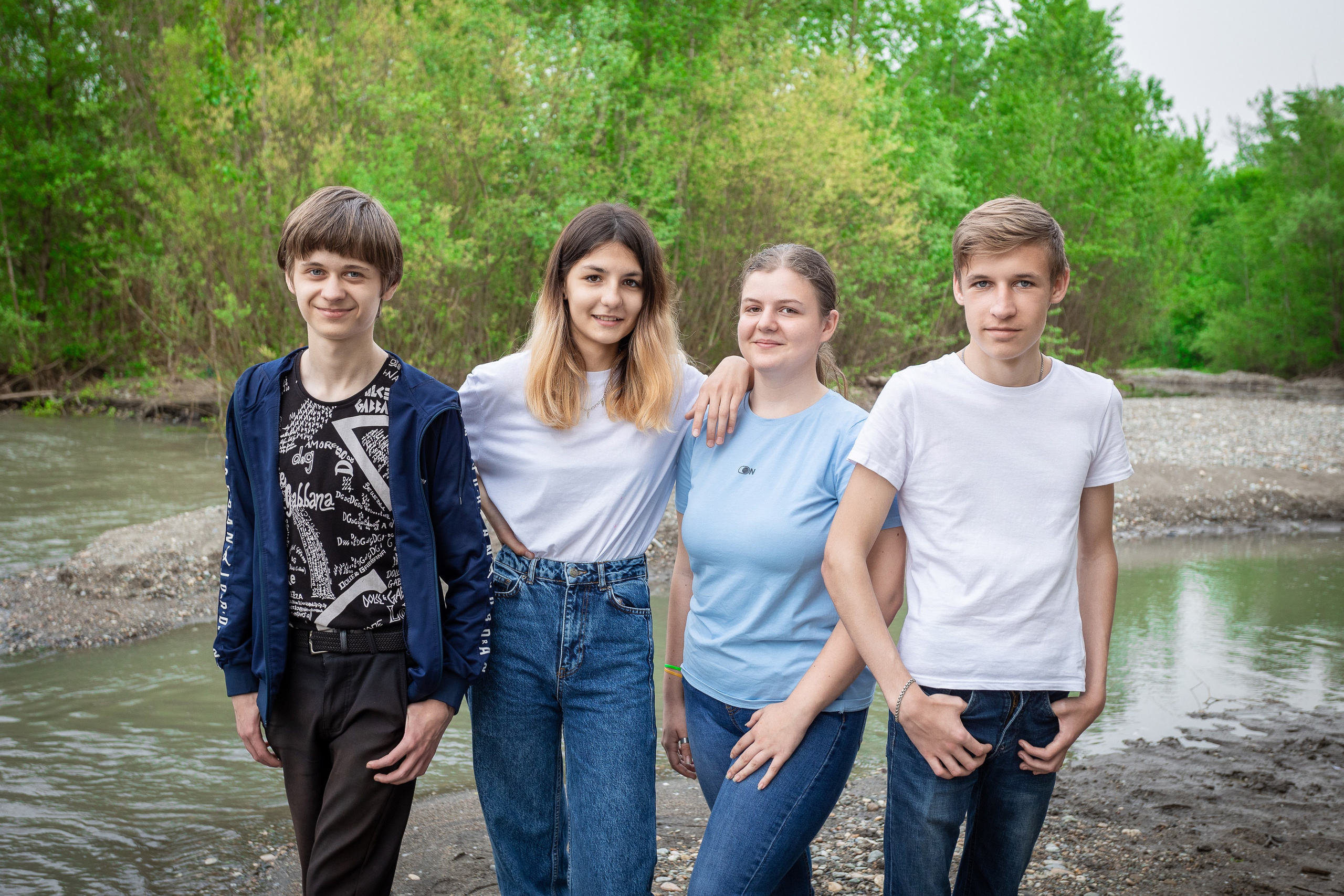 Уличная фотосессия на выпускной альбом. Выпускные альбомы Майкоп, Краснодар Елена Золотарева