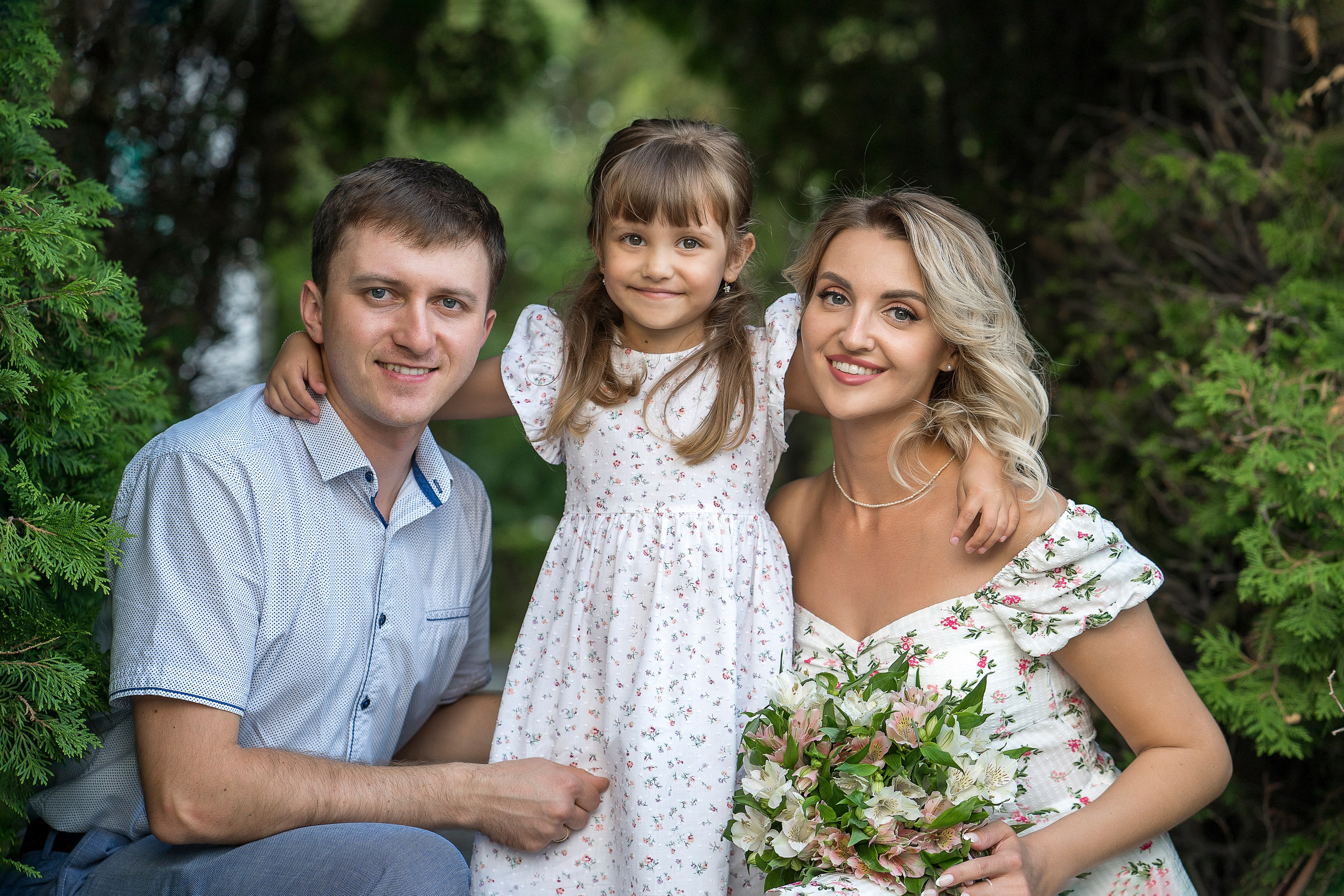 Александра. Главная