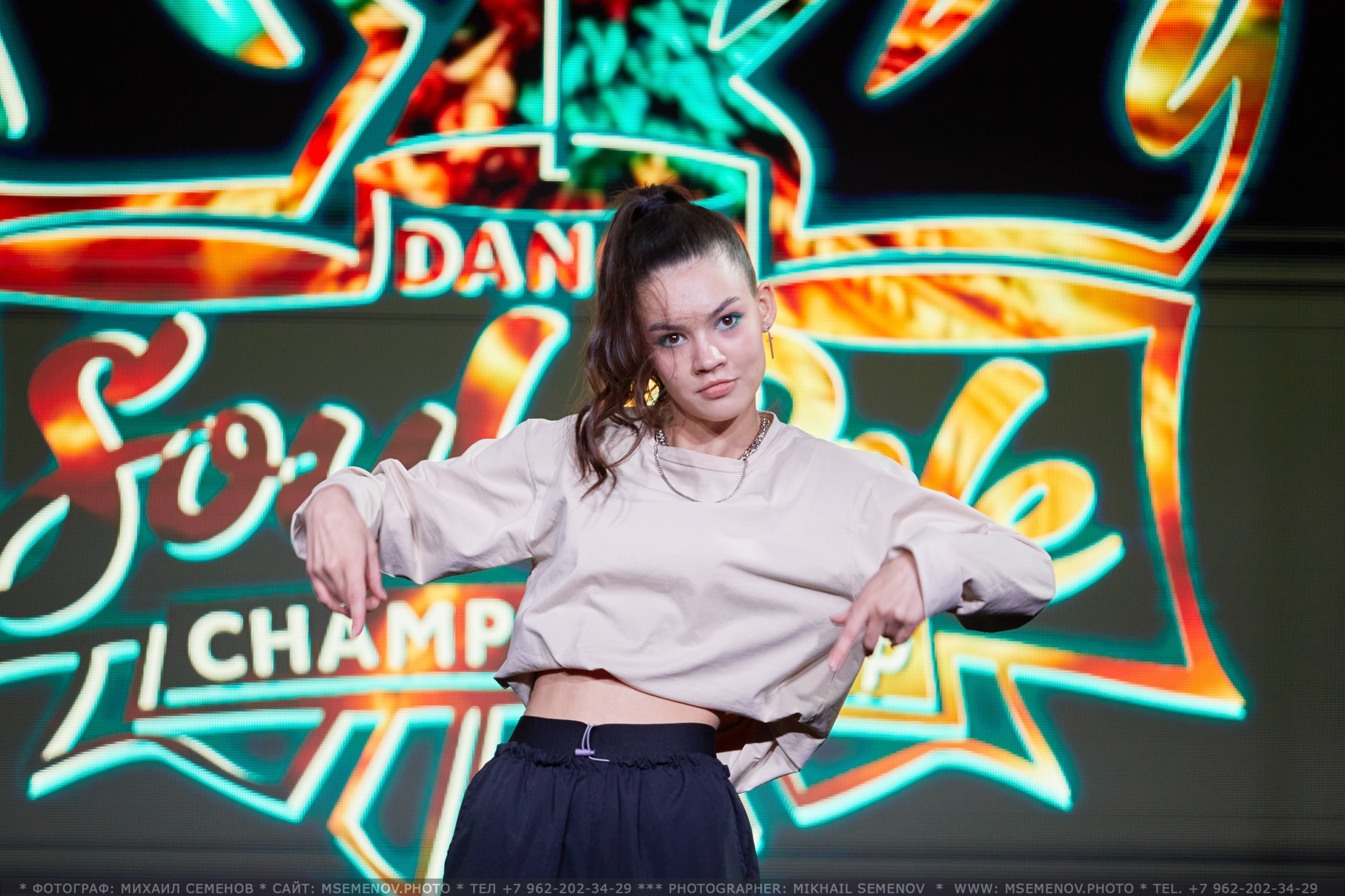 Анонс «SOUL POLE CHAMPIONSHIP IV». Photographer for business Mikhail Semenov. Aqua photo studio, photo school