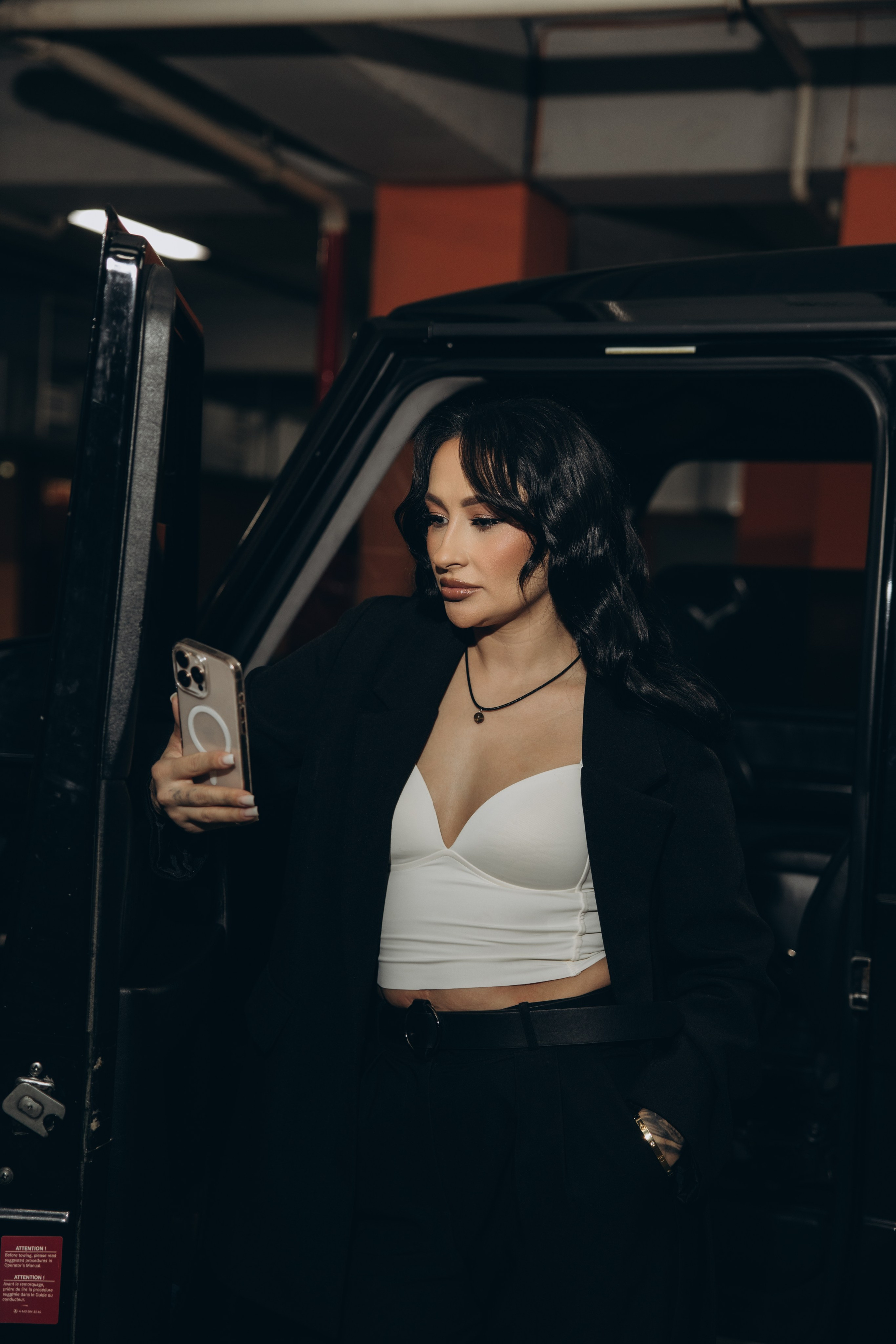 На парковке. Свадебный, семейный фотограф в Иркутске Светлана Макаричева