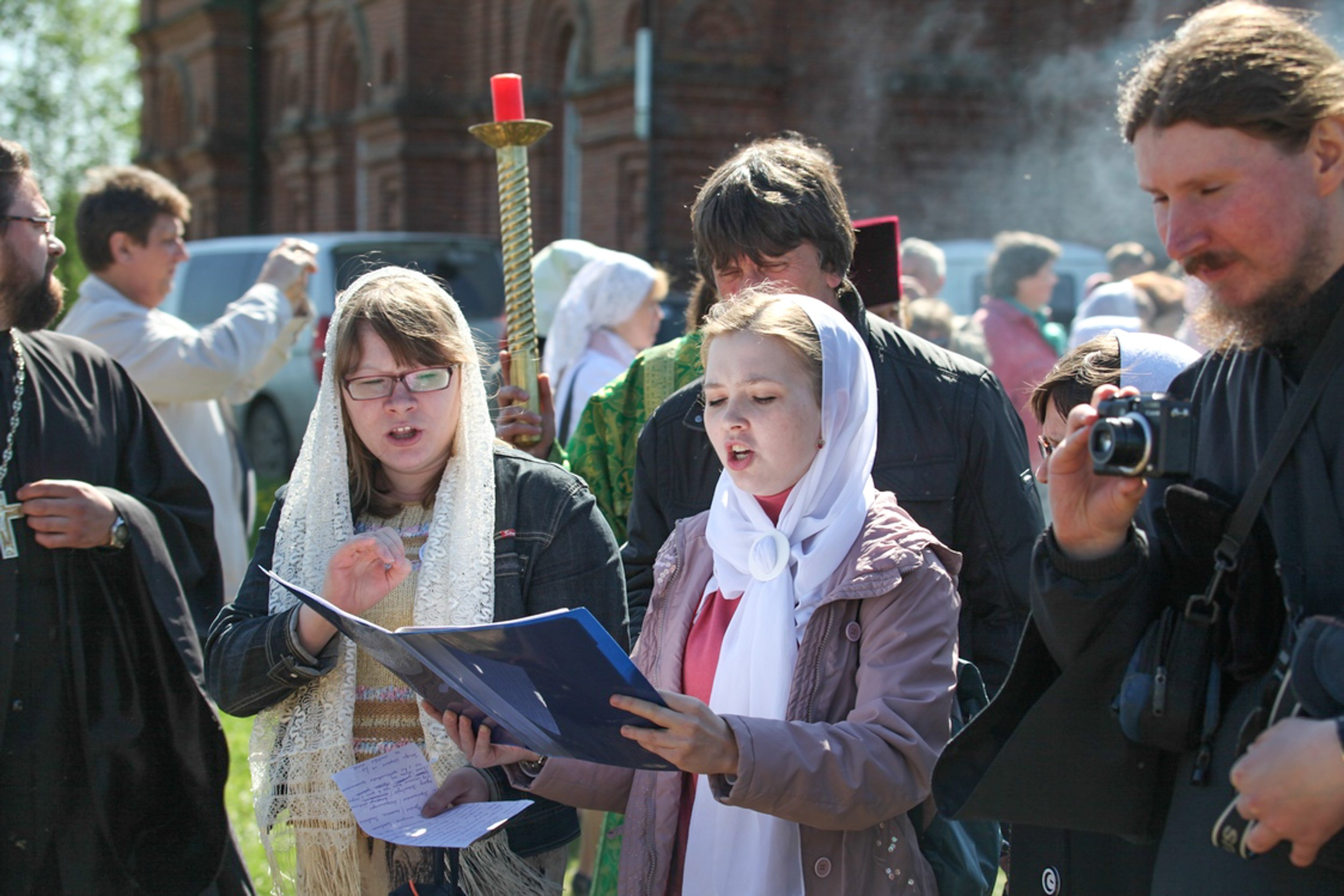 Волжский крестный ход. Освящение истока Волги. Фотограф Юлия Близнецова