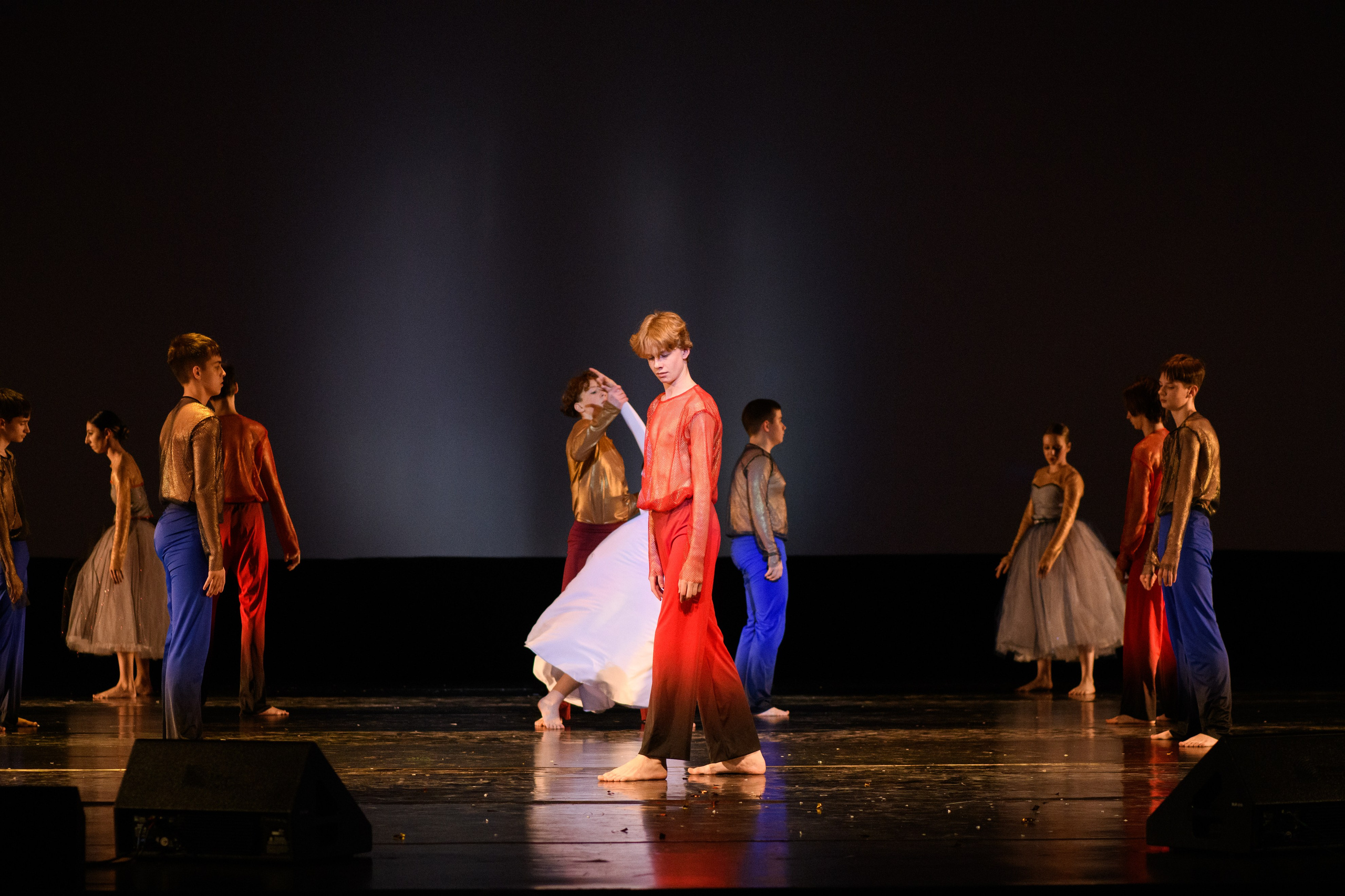 23 апреля, часть 2, БКЗ Октябрьский, г. Санкт-Петербург. Золотое яблочко