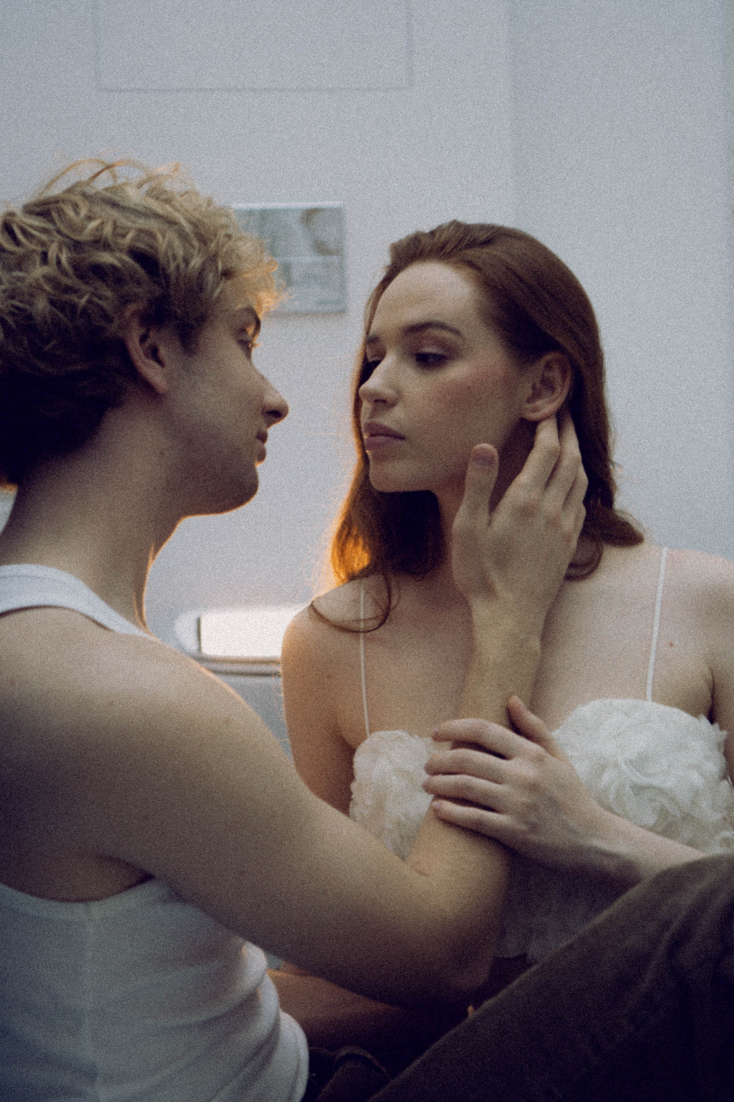 СВАДЕБНАЯ СЬЕМКА В ОТЕЛЕ. СБОРЫ ЖЕНИХА И НЕВЕСТЫ И ТАКЖЕ ТОР И ПОДГОТОВКА К ПРОГУЛКЕ. Профессиональный фотограф, Санкт-Петербург — Виктория Богомолова