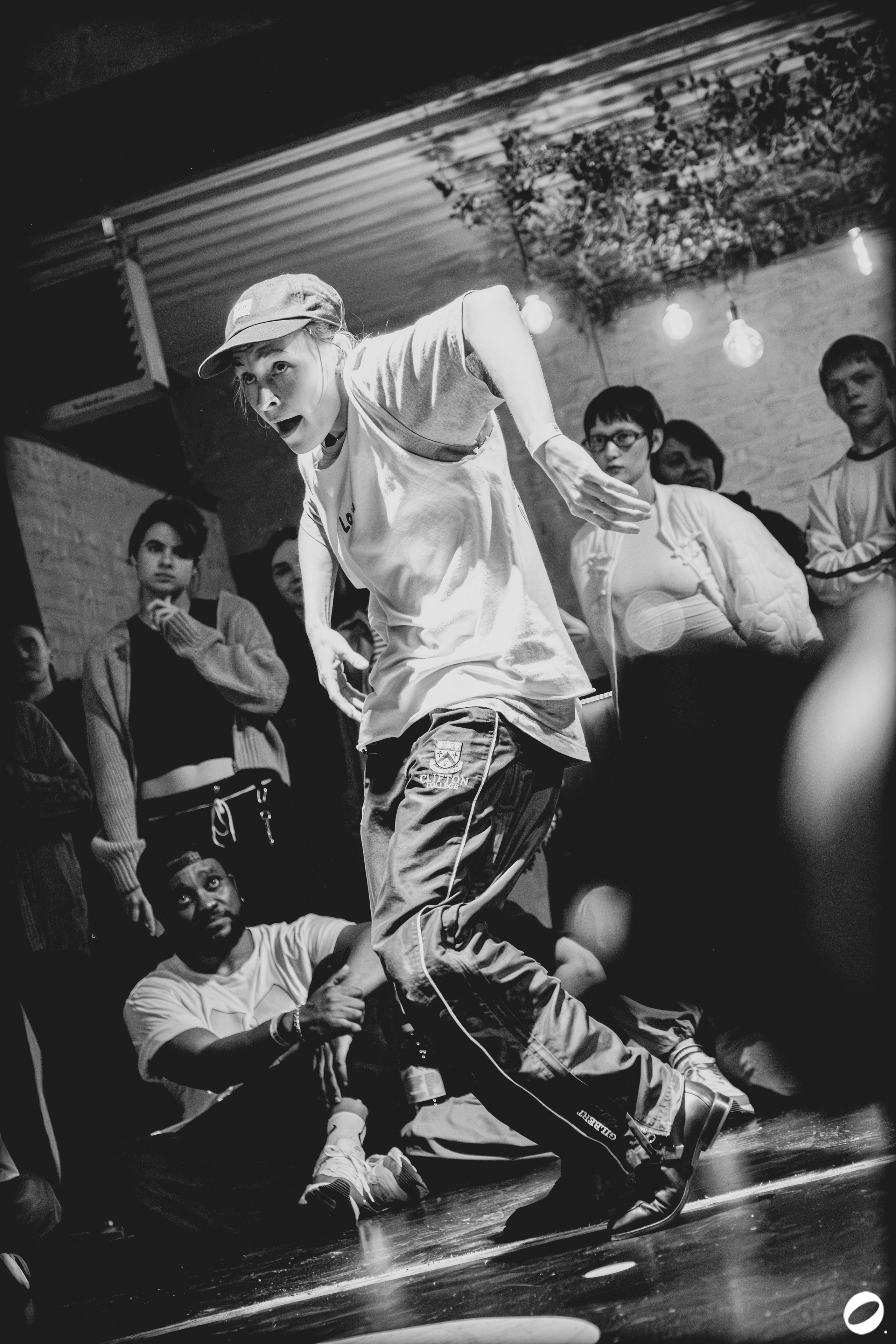 ODD.CLUB 04/04 (@youlovebu). Соня бу тебя сфоткала