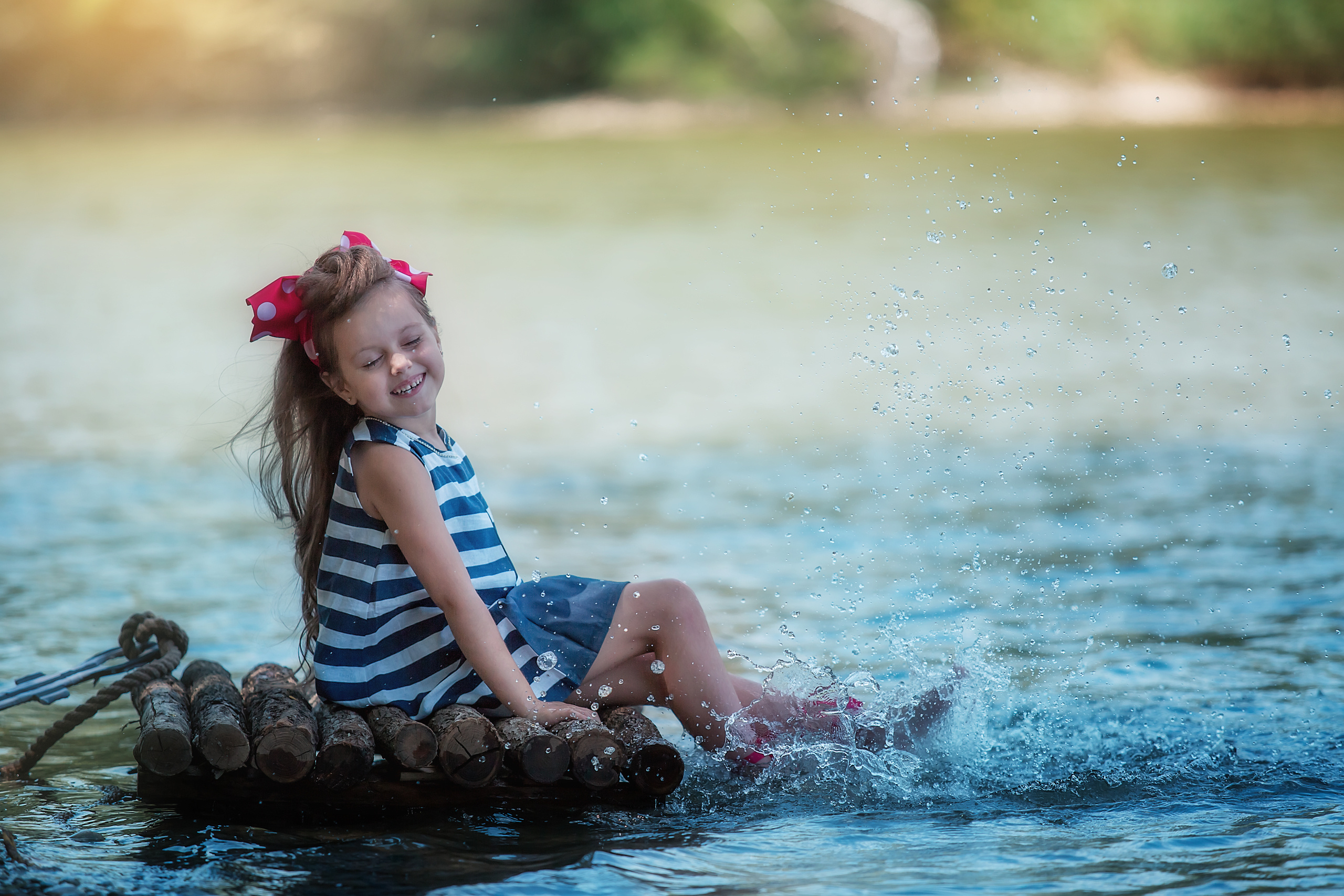 Речная съёмка с плотом. Семейный и детский фотограф Екатерина Савёлова