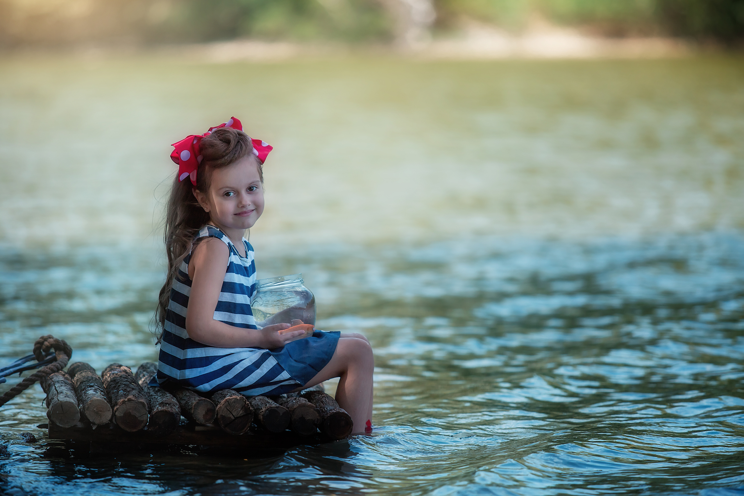 Речная съёмка с плотом. Семейный и детский фотограф Екатерина Савёлова