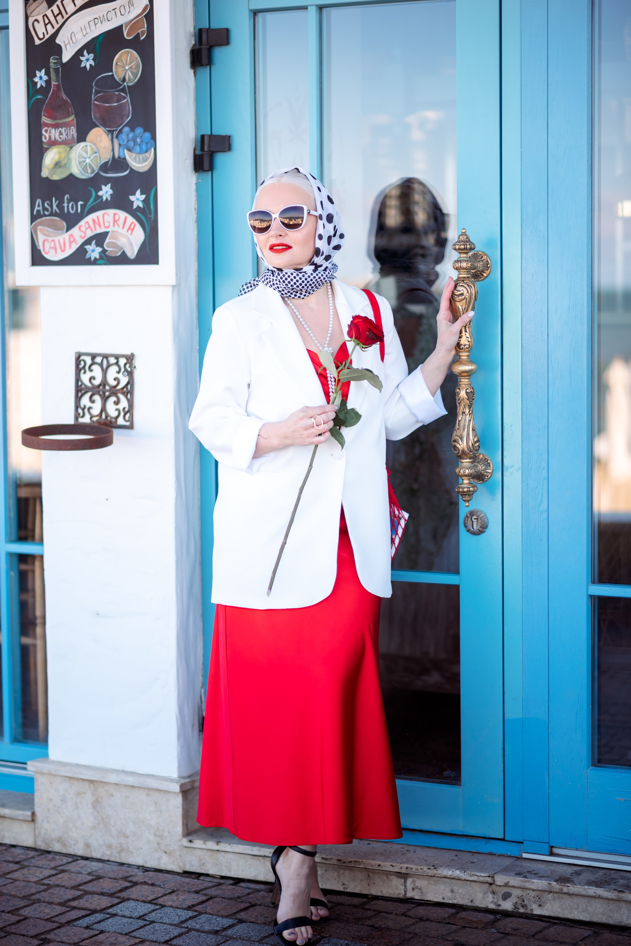 У кафе «Дельмар». Семейный и женский фотограф Лоо Краснодар Сочи Энем Татьяна Трибурт