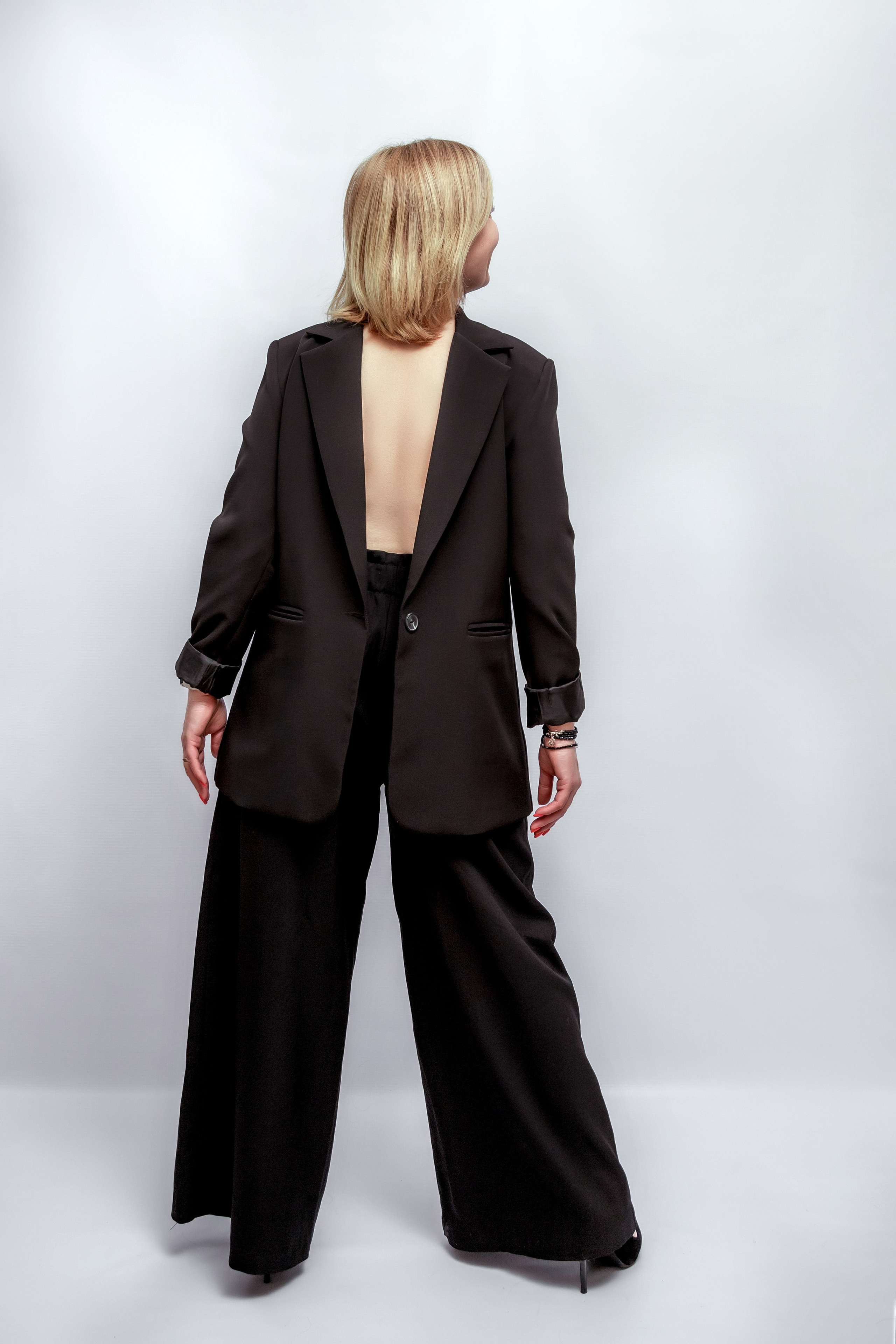 СТУДИЙНЫЙ минимализм ЖЕНСКИЙ. Фотограф Алина Лебедь