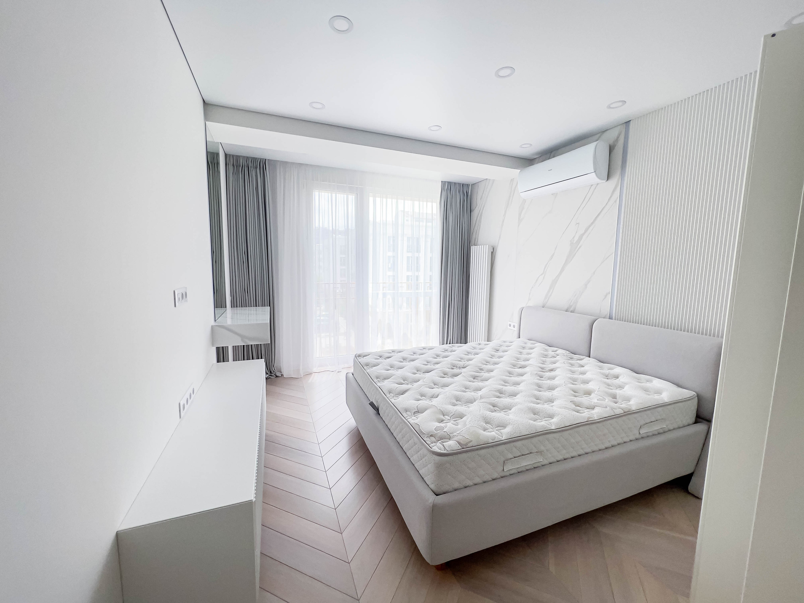 Flat. Fotograf Dmitrii Donets