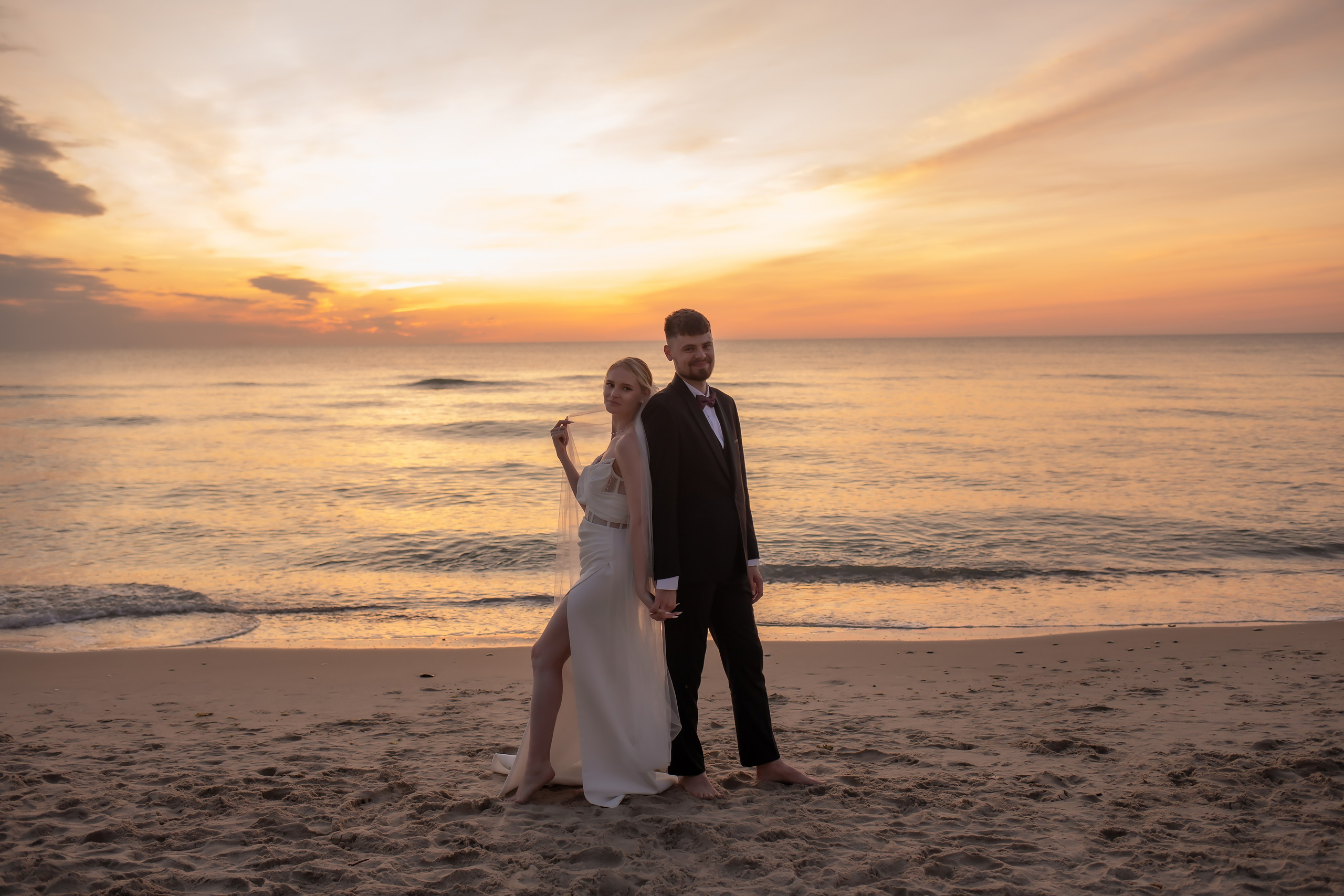 Александра и Влад. На закате. Фотограф в Калининграде Решетникова Алина