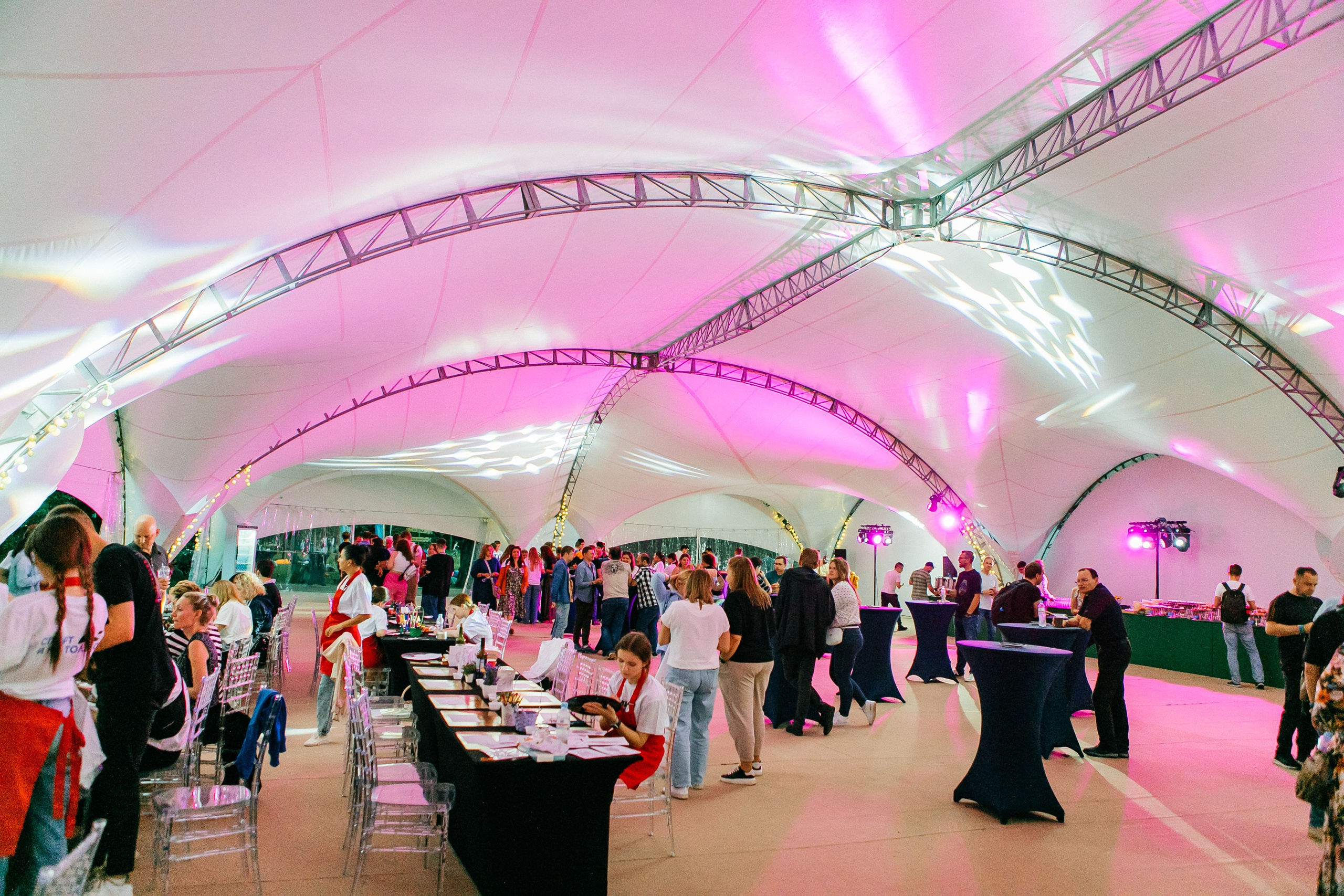 МИР событие на 1200 человек. Фотограф в Москве Дмитрий Жарков