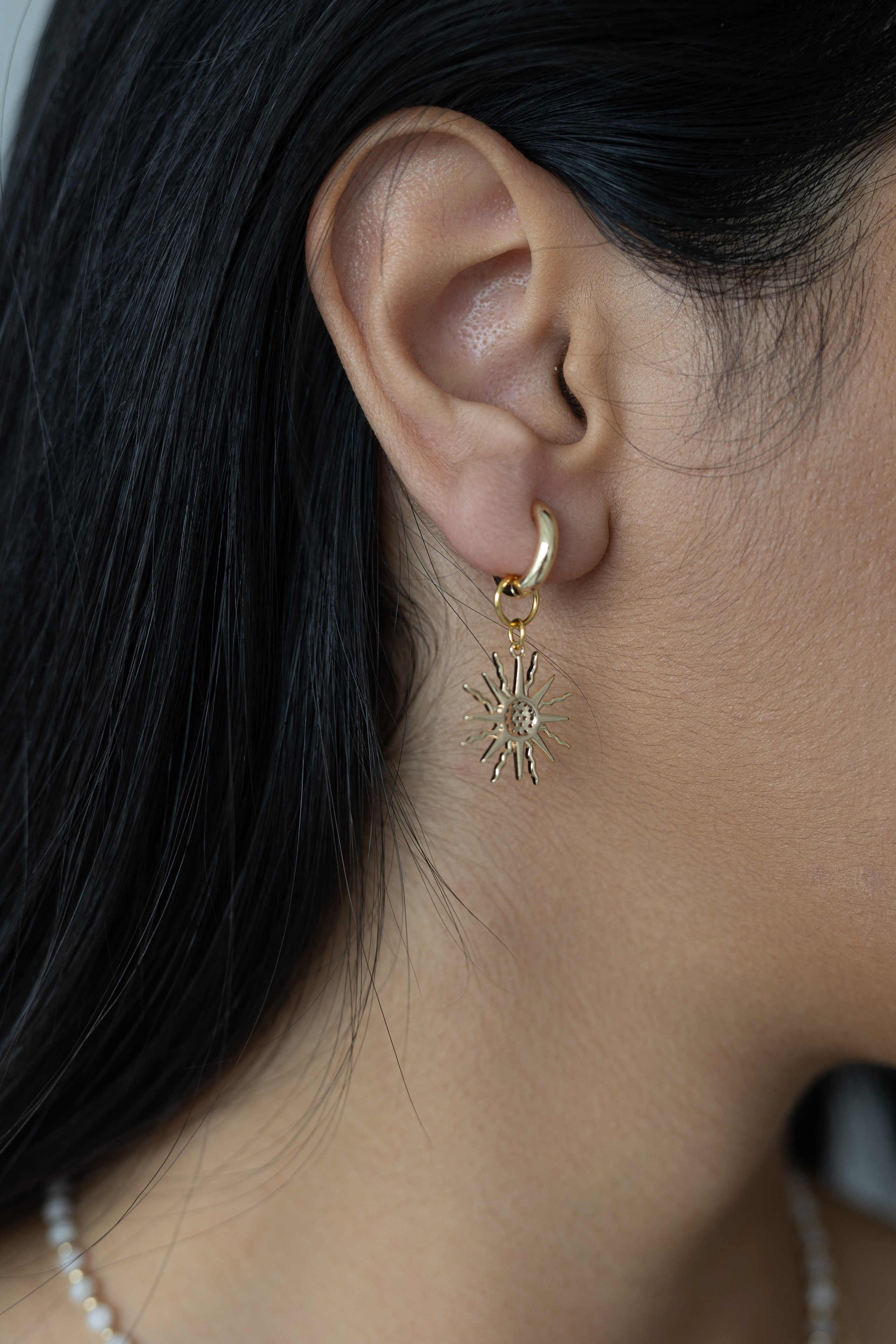 Контент-съёмка для бижутерии ручной работы LIONESS