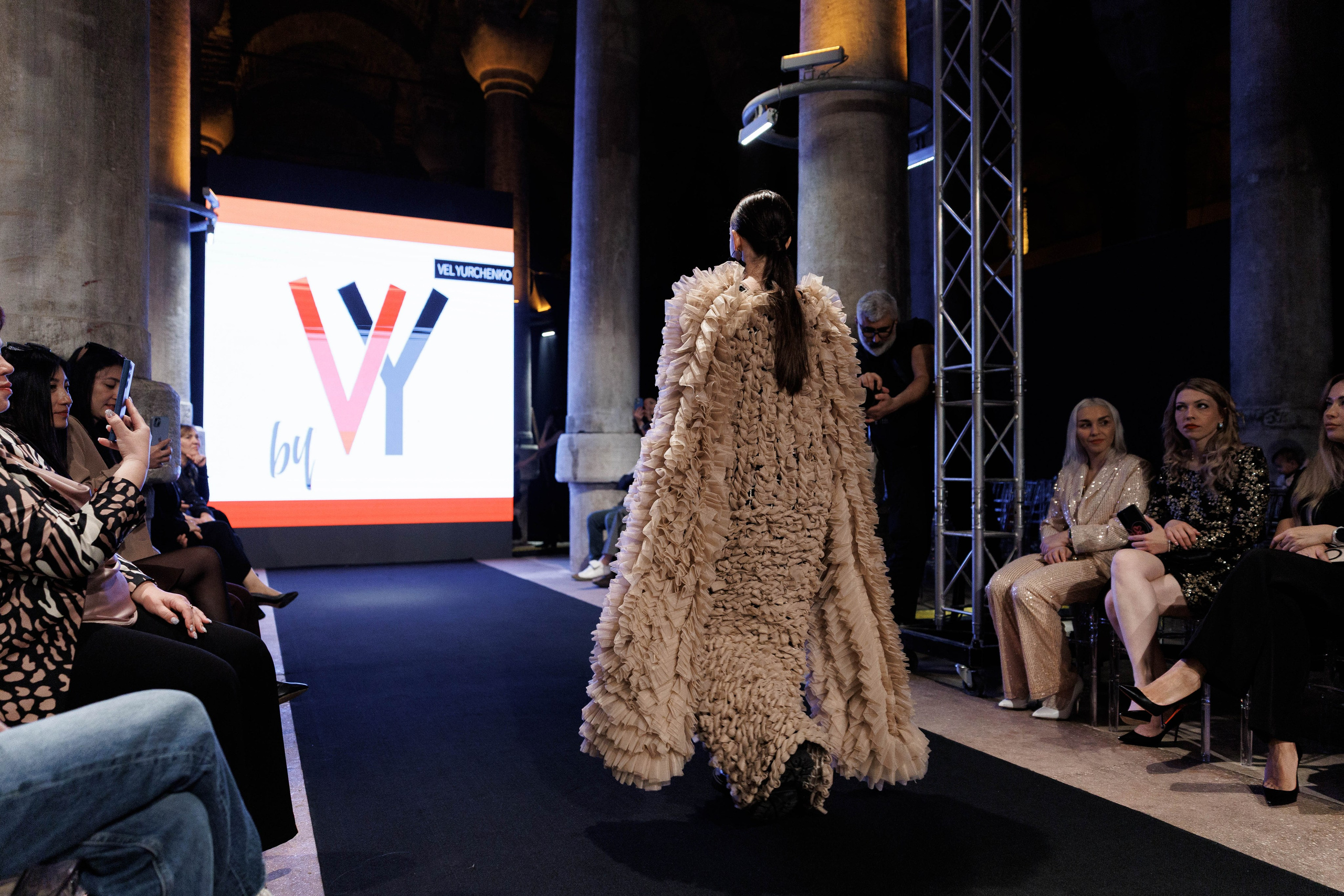 IFB-показ. About