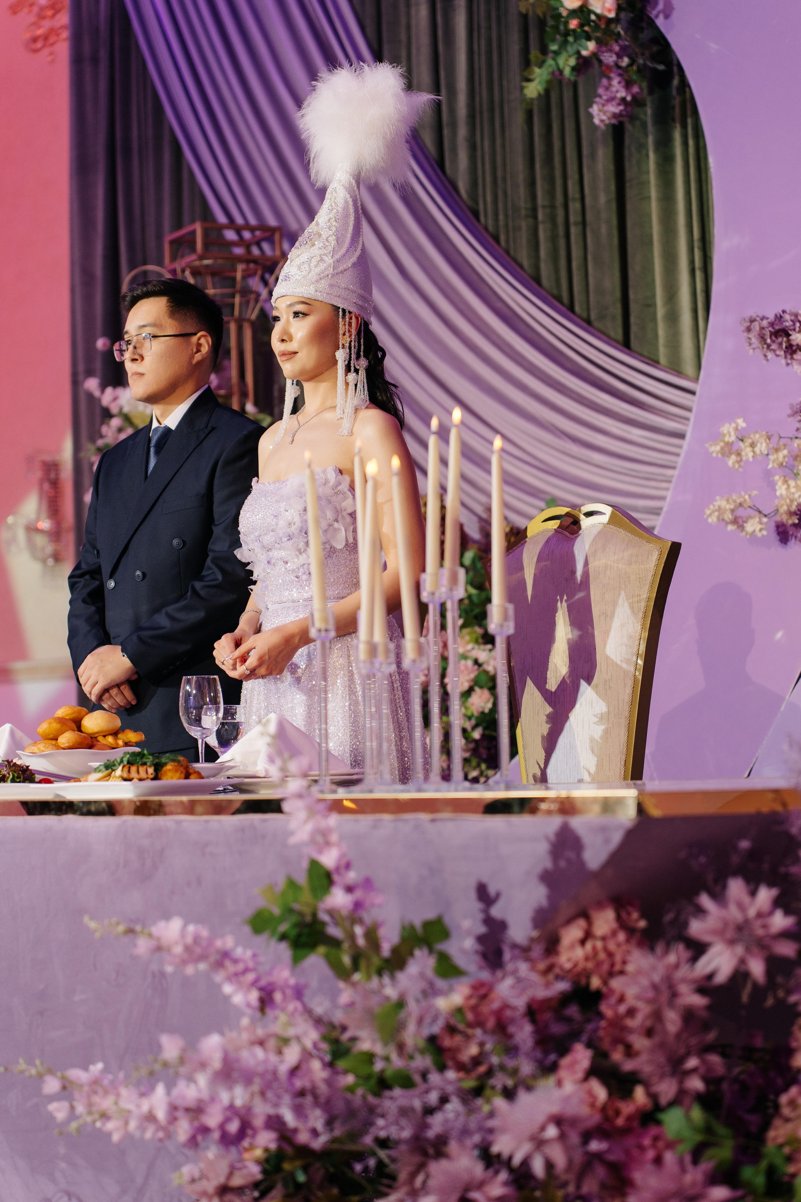 Ay-Dana Uzatu. ___________________________________________________