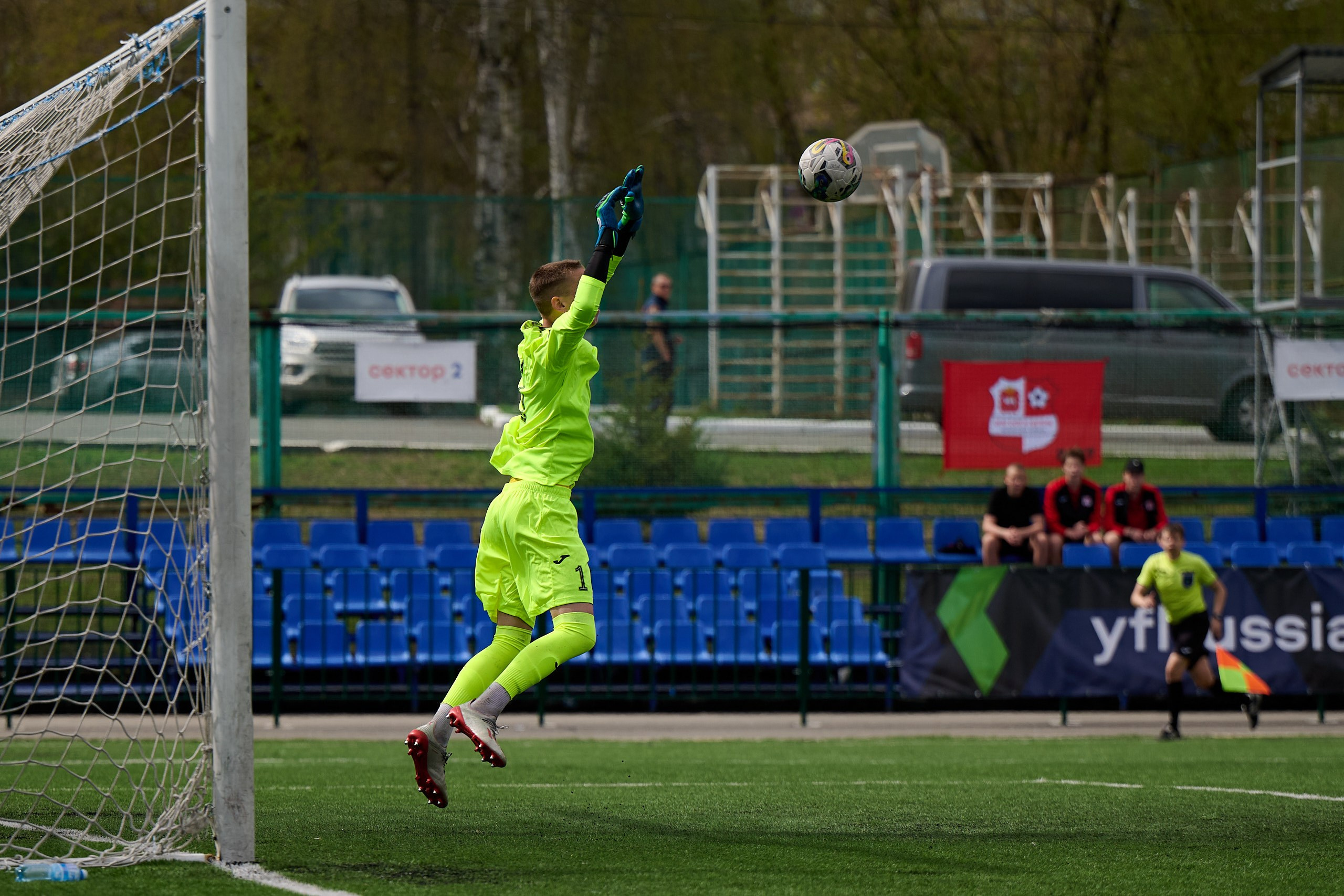 1 тур ЮФЛ Приволжье 2024. «Зенит-Ижевск» — «Челябинск-ОСШ». Спортивный репортажный фотограф в Ижевске Сергей Мерзляков