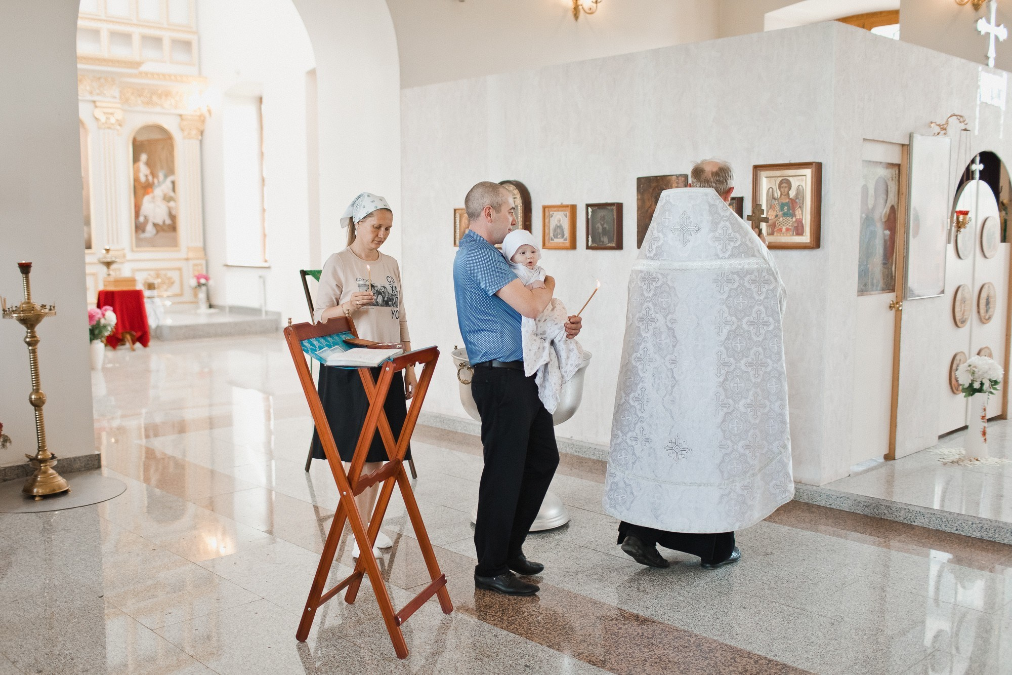 КРЕЩЕНИЕ ДЕНИСА. Семейный фотограф новорождённых в Серпухове Юлия Новикова +79637785957