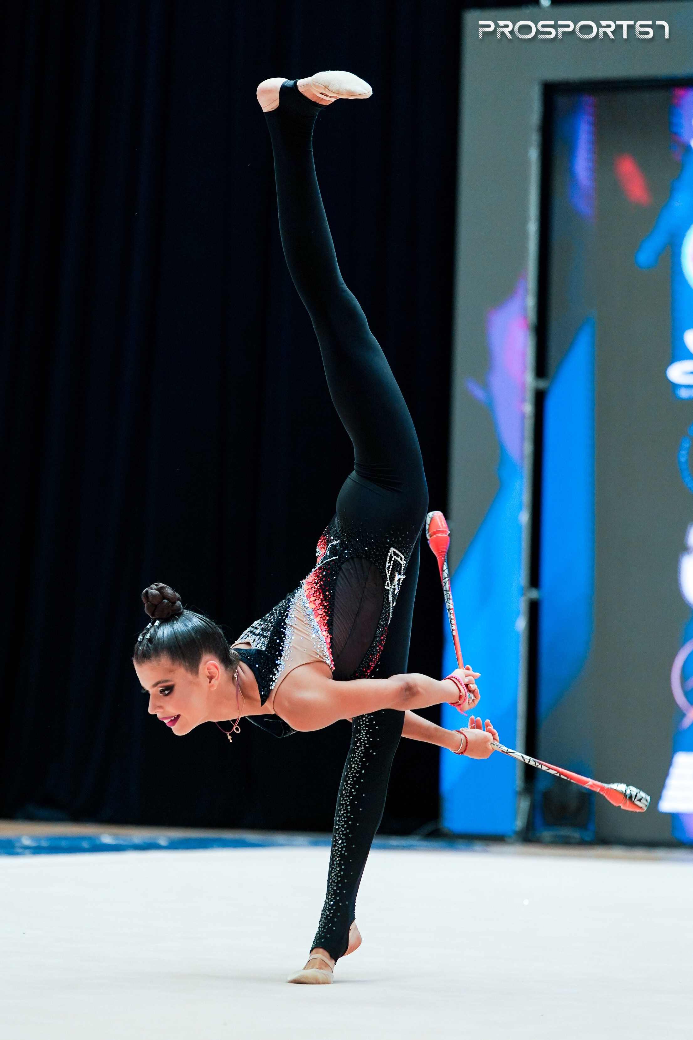 Каролина Тарасова. Хрустальная роза 2025 г.Минск. Спортивный фотограф Олег Медведев | prosport67 | Смоленск