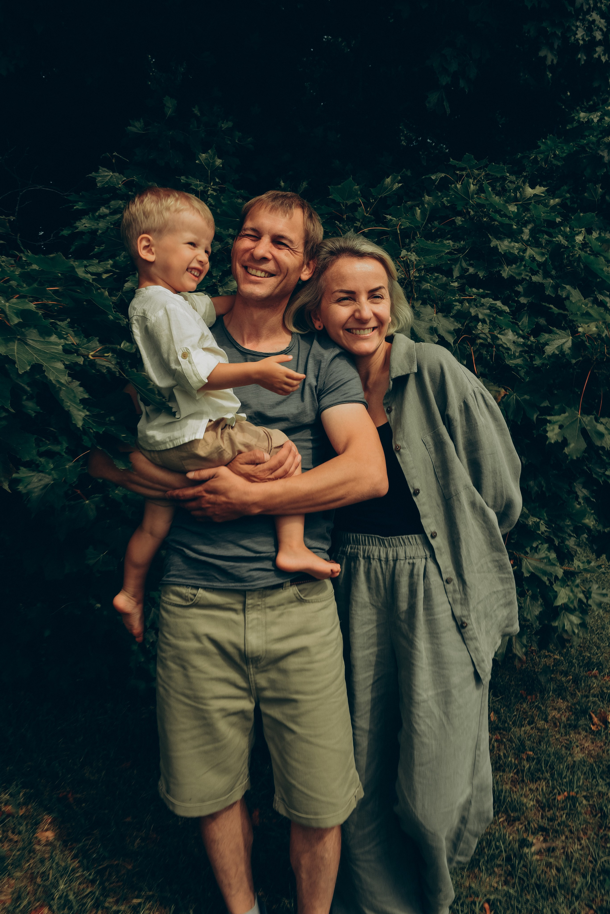 Семейная фотопрогулка парке. Елена Павел и Лев. Семейный и свадебный фотограф в Санкт-Петербурге Яна