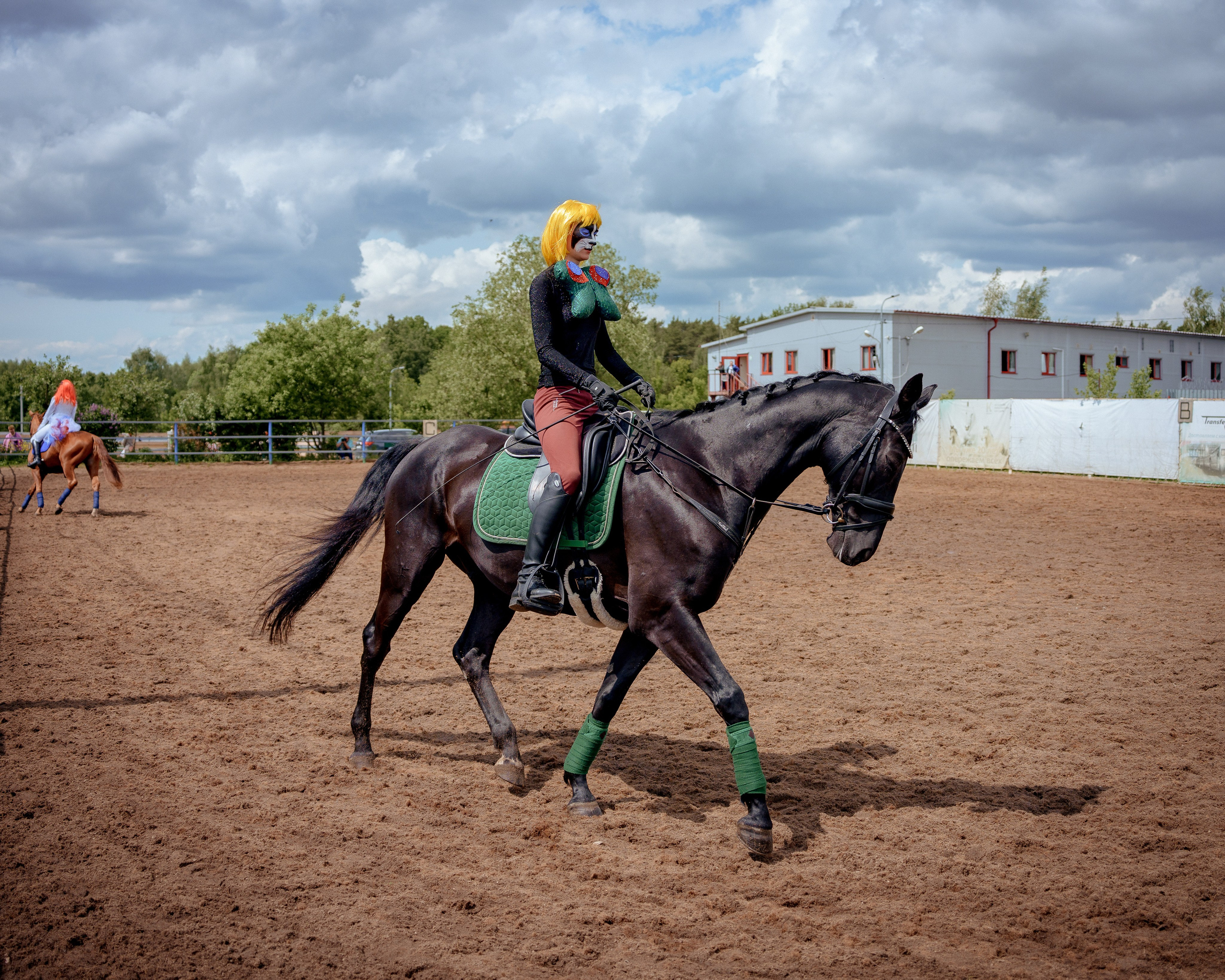 Конный клуб Горки. Портретный и семейный фотограф в Москве/Видное