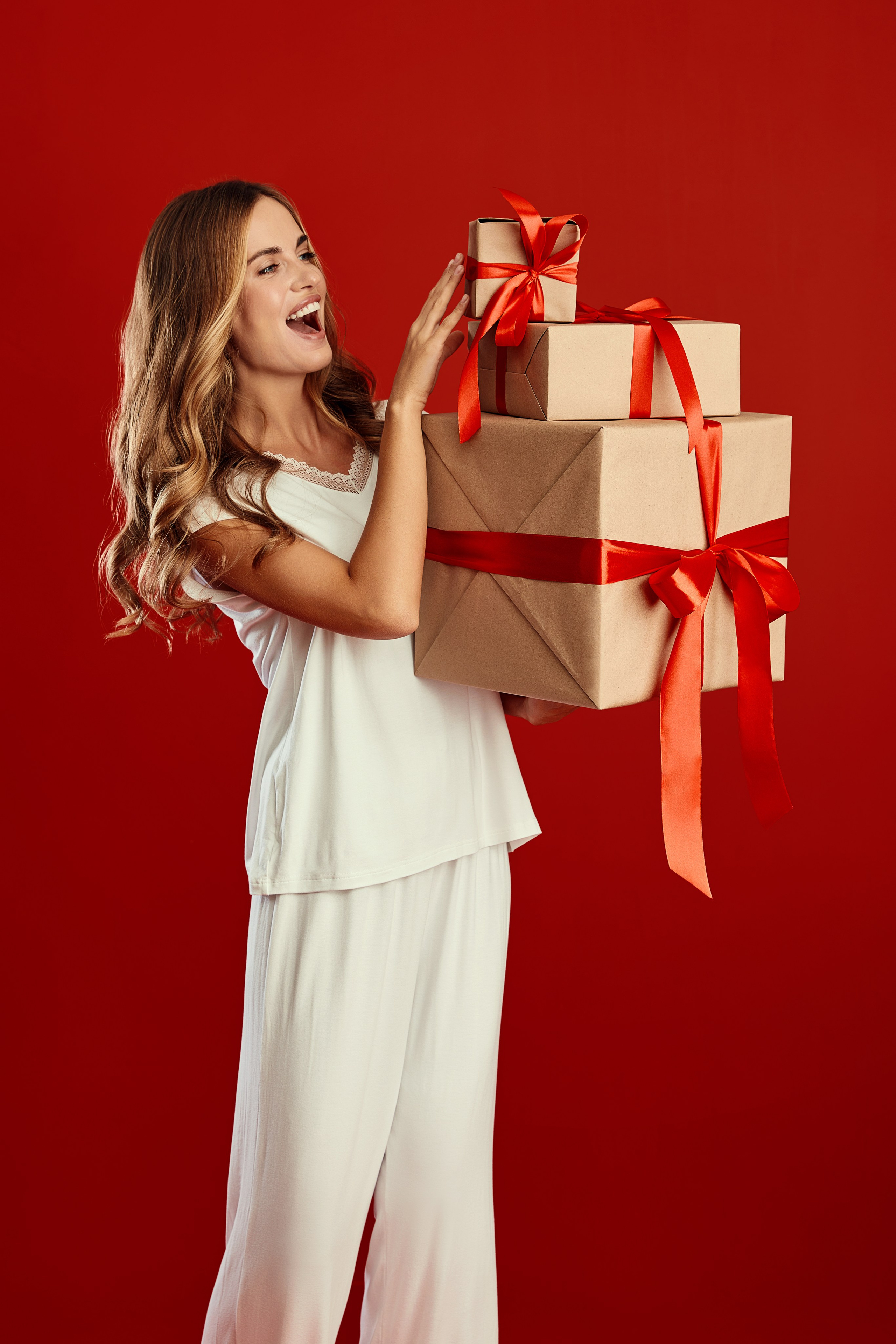 CozyHome Winter 2024. Ретушёр. Портретная и предметная съёмка. Москва