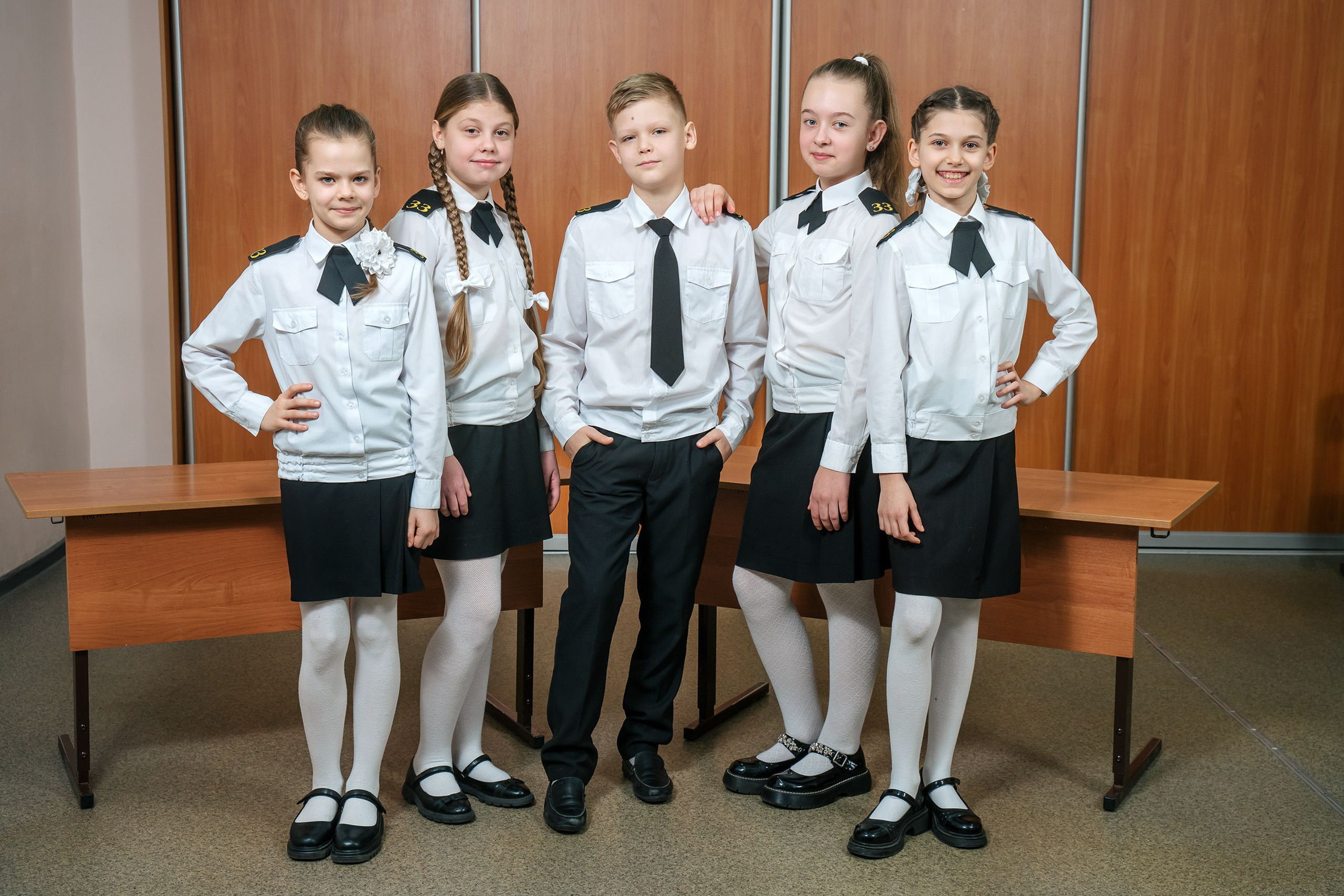 Фотографии с друзьями. Выпускные альбомы, школьные фотосессии в городе Новороссийске