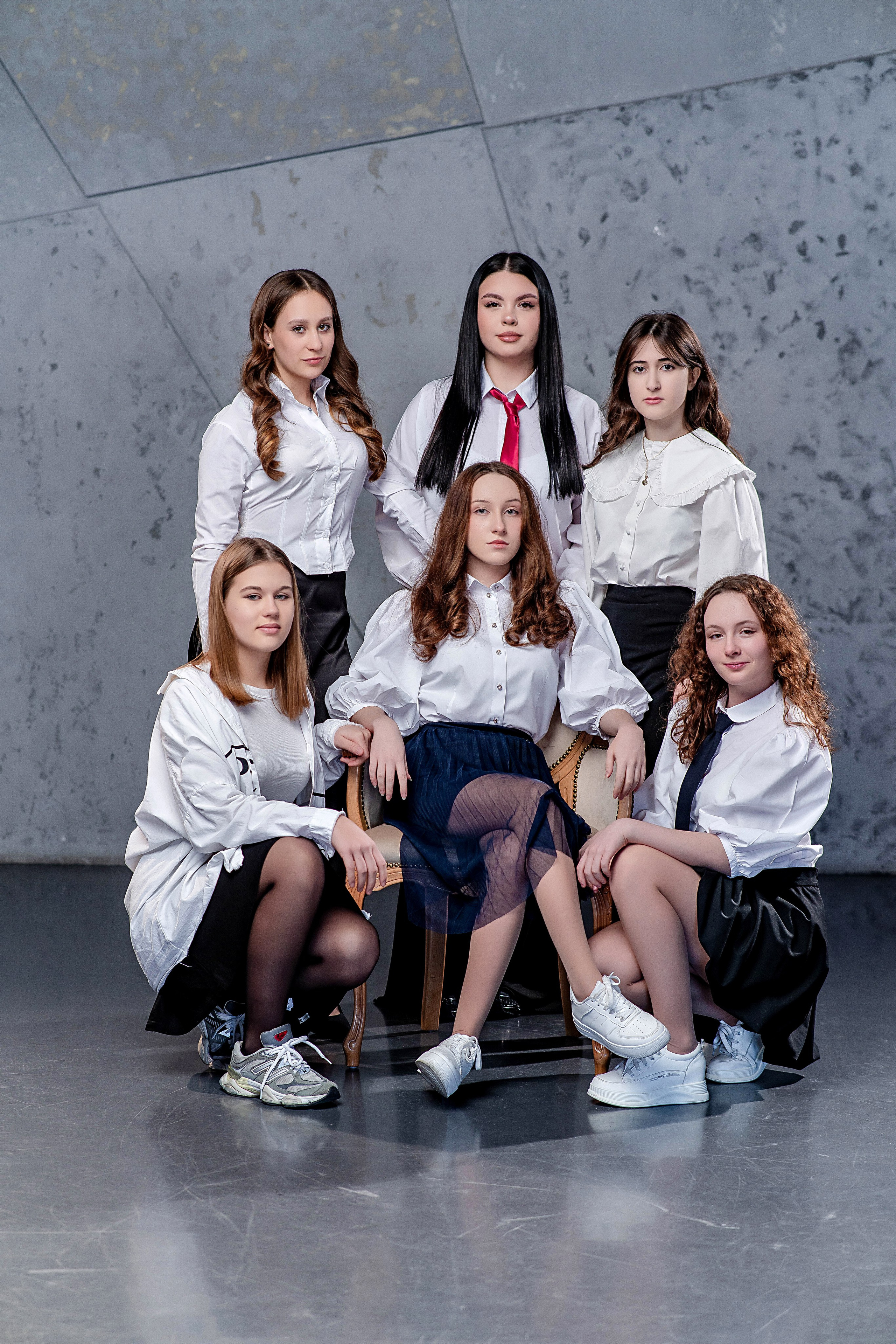 Выпускные (школьные) альбомы (книги) в Ростове-на-Дону. Современные Выпускные Альбомы в Ростове-на-Дону