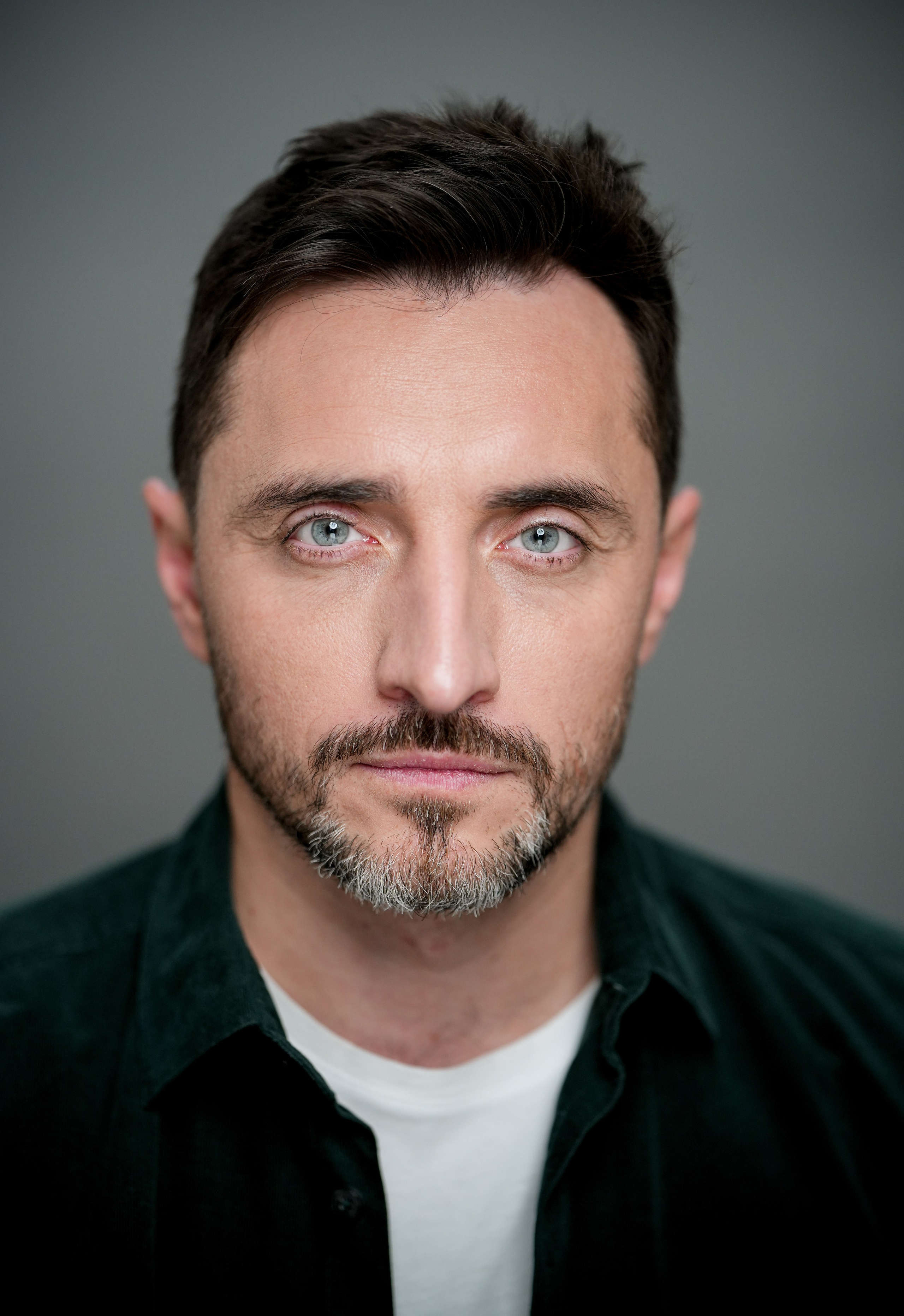 Актер Алексей Лосихин. Портретная съемка в Москве, студийный фотограф Игорь Фомин