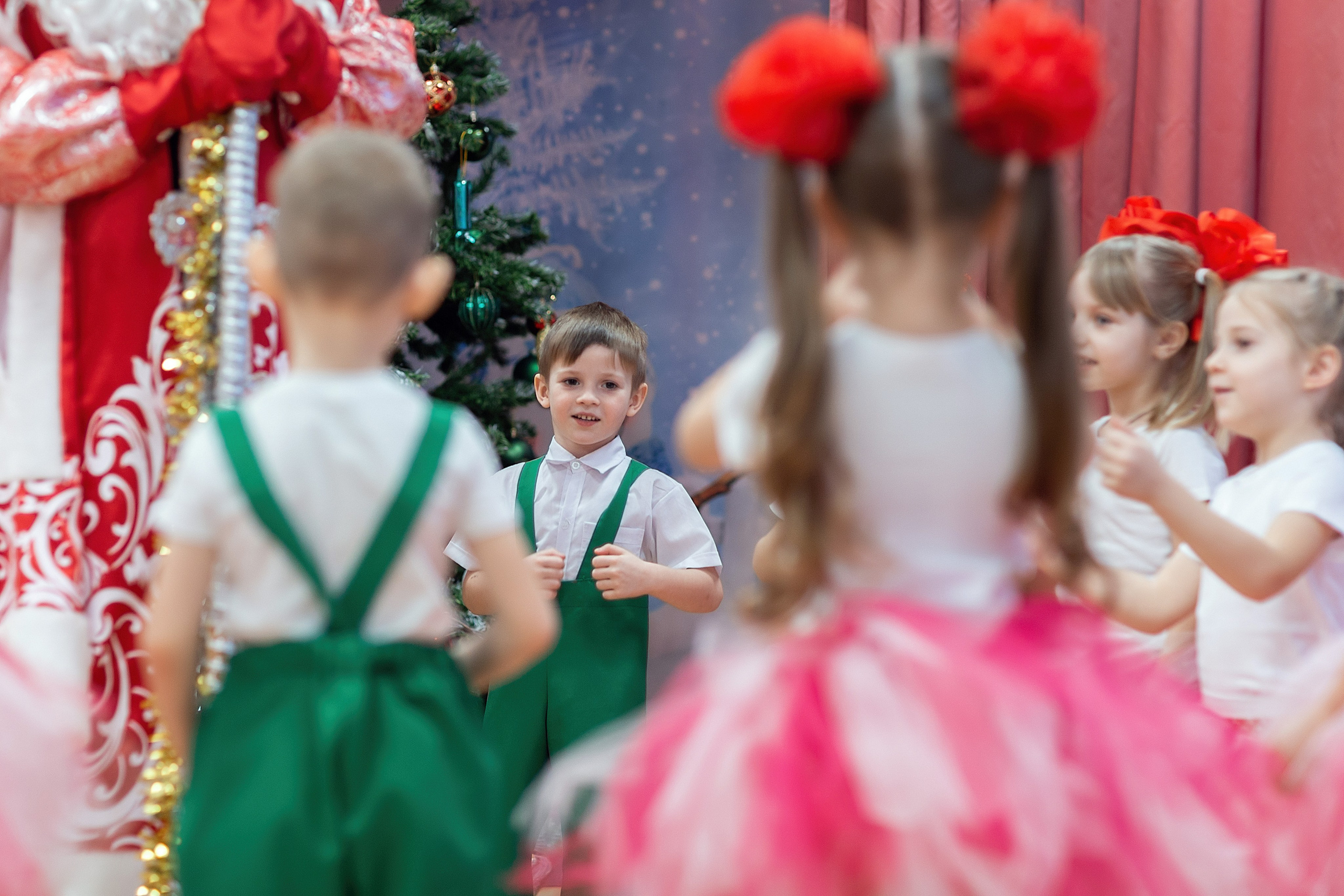 Утренник_"Карамельная фабрика» 2024. Семейный фотограф в Санкт-Петербурге
