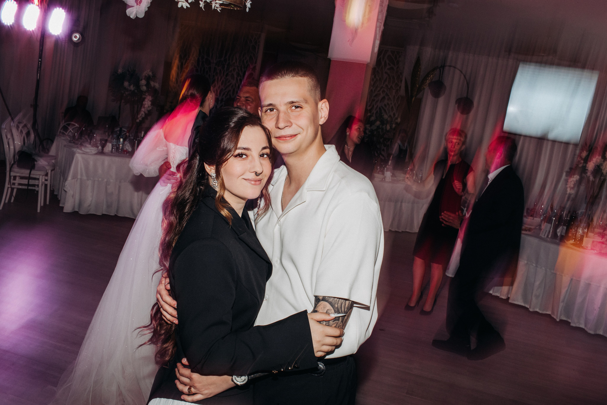 Vlad & Nadya (Saint-Petersburg, Russia). Destination wedding photographer Peter Letu