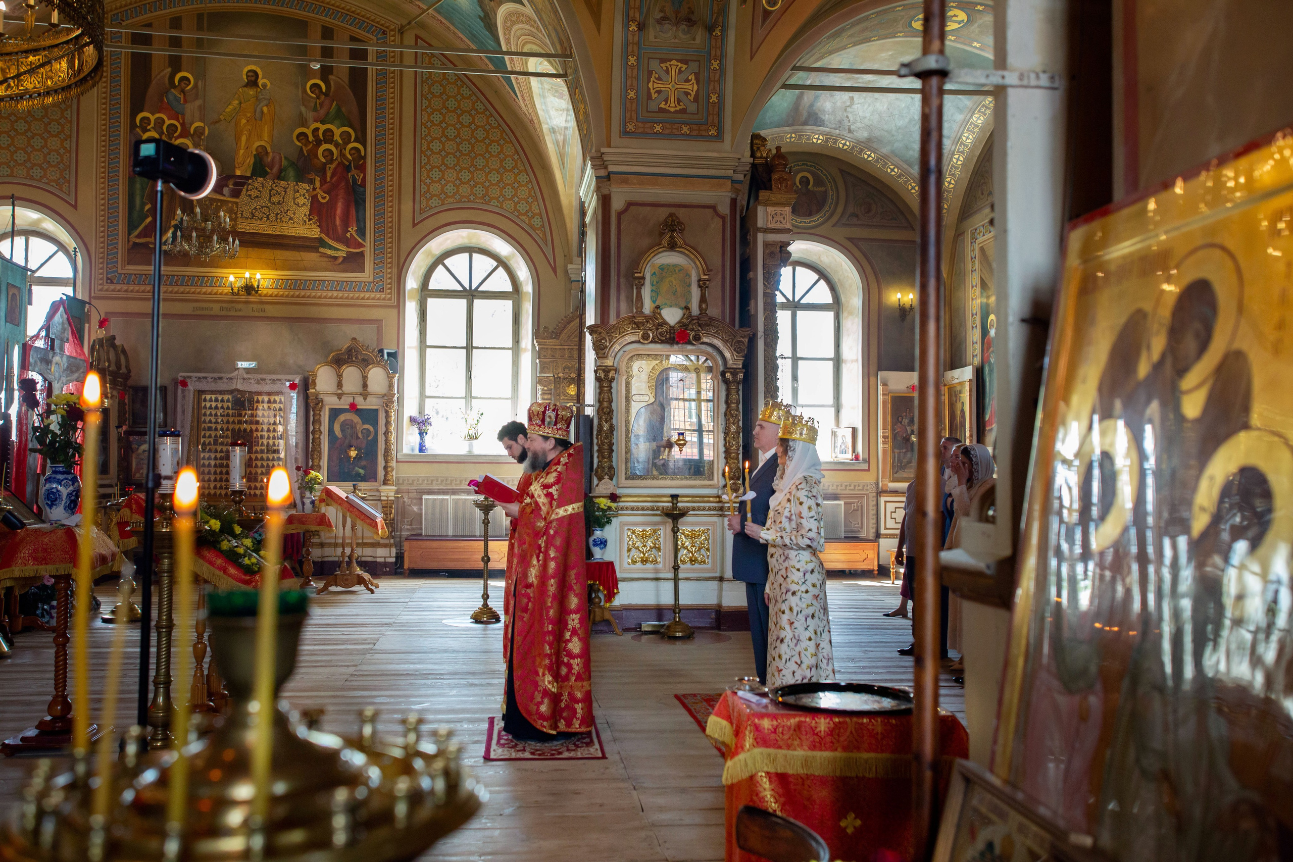 Венчание Сергей и Анна Воскресенский храм. Семейный и детский фотограф Анна Петракова