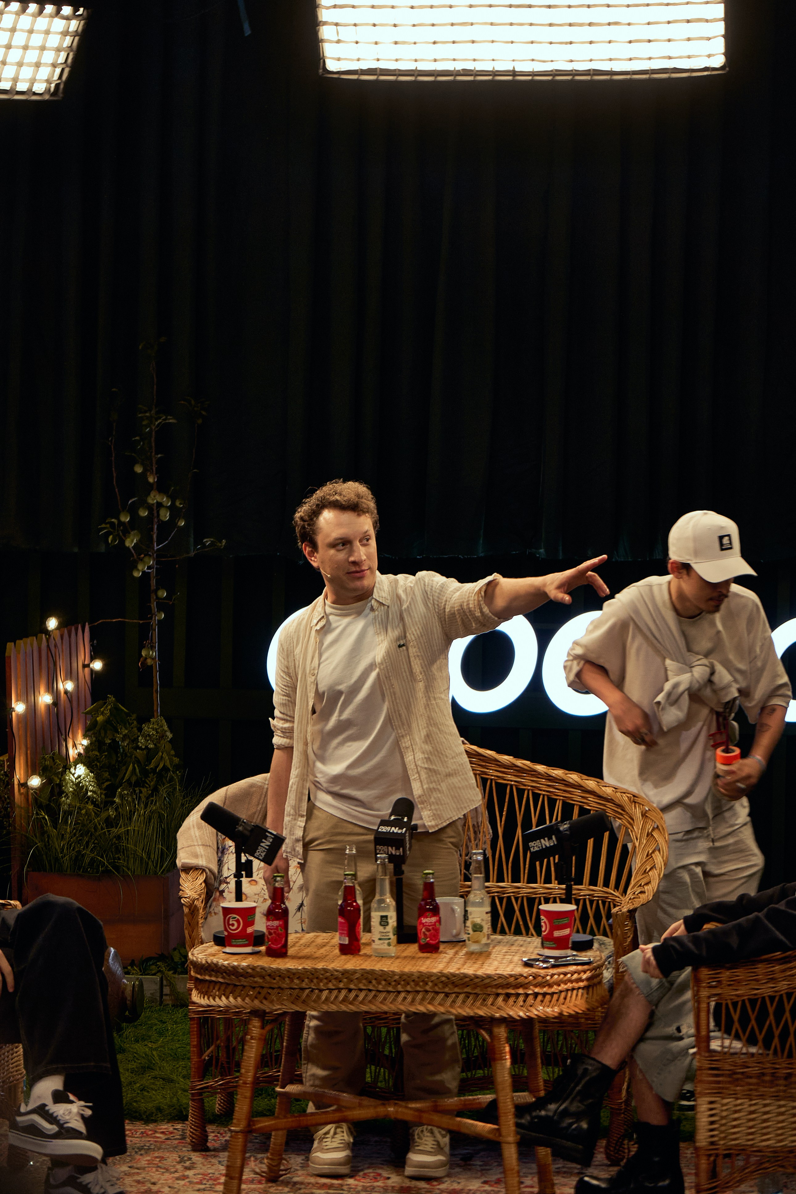 Бэстейдж «Летний подкаст № 1». Главная