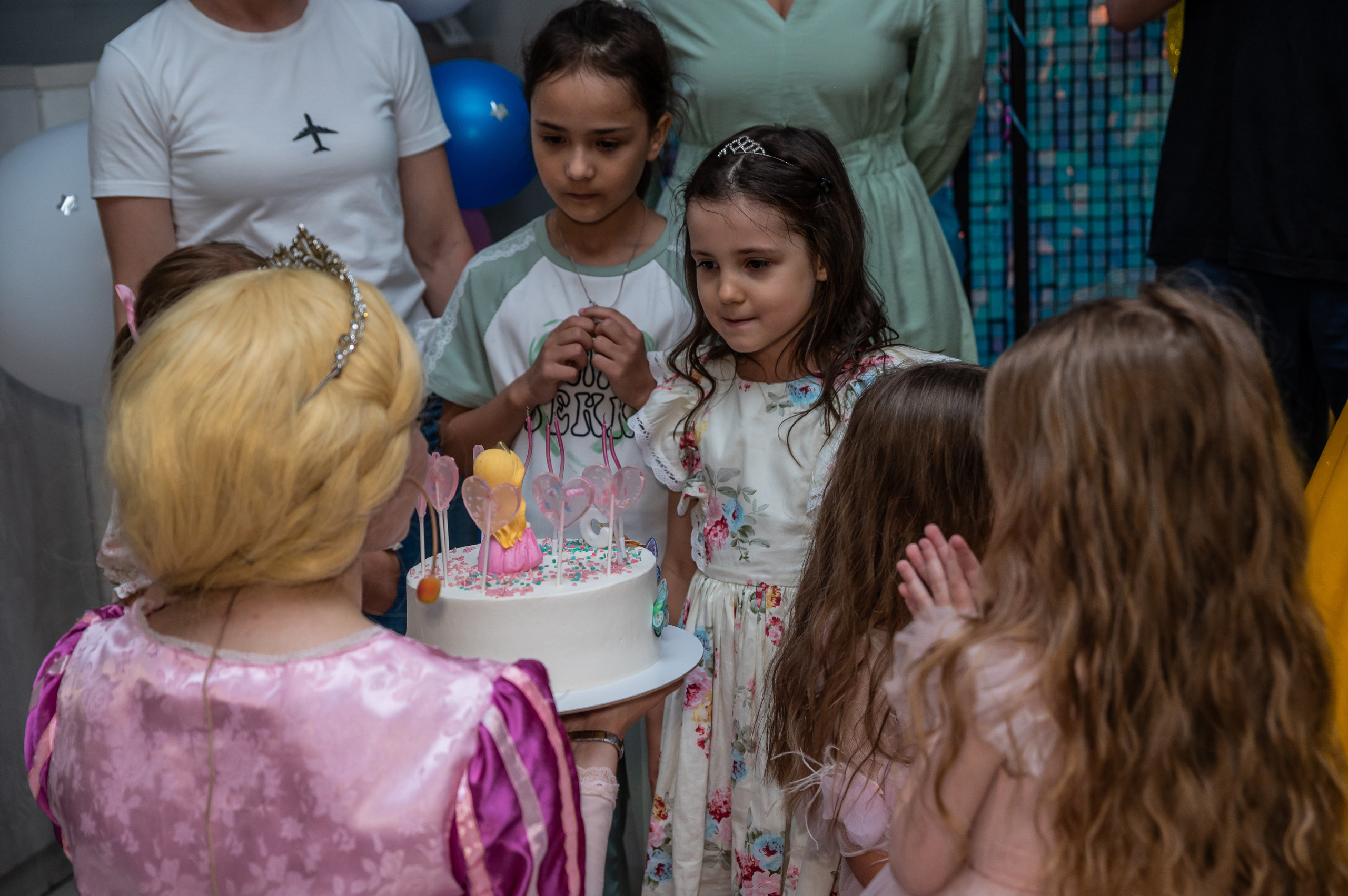 Игротека Ниндзя Кидс. Я Ольга Казанцева, фотографирую снимаю ваши киноистории и печатаю фото и цифровые портреты на холсте