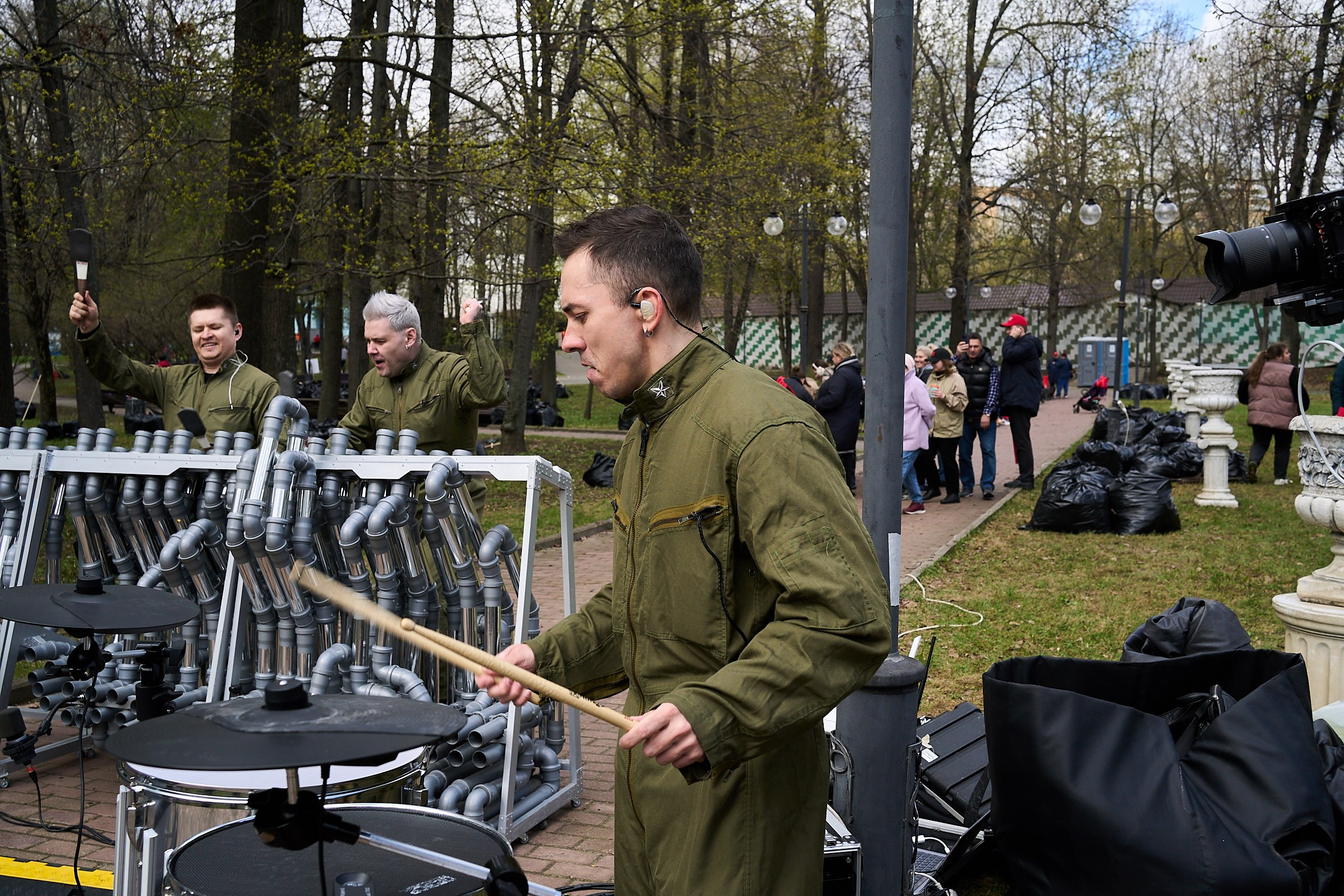 Субботник у Управления делами Мэра и Правительства Москвы. Фотограф и Видеограф в Москве. Олег Корушев