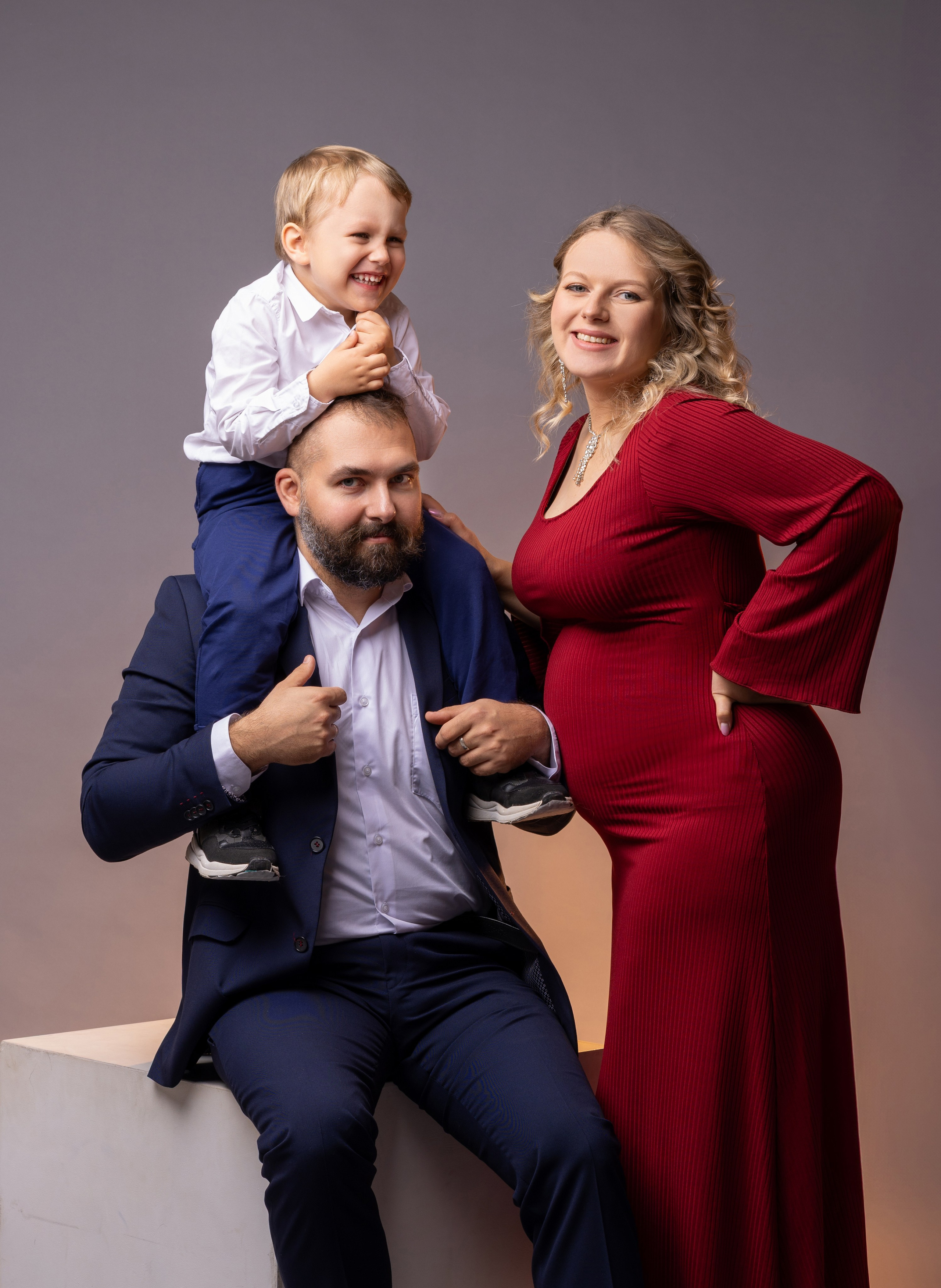 Семейная в студии. Семейный фотограф в Дзержинске Наталья Лаэтина