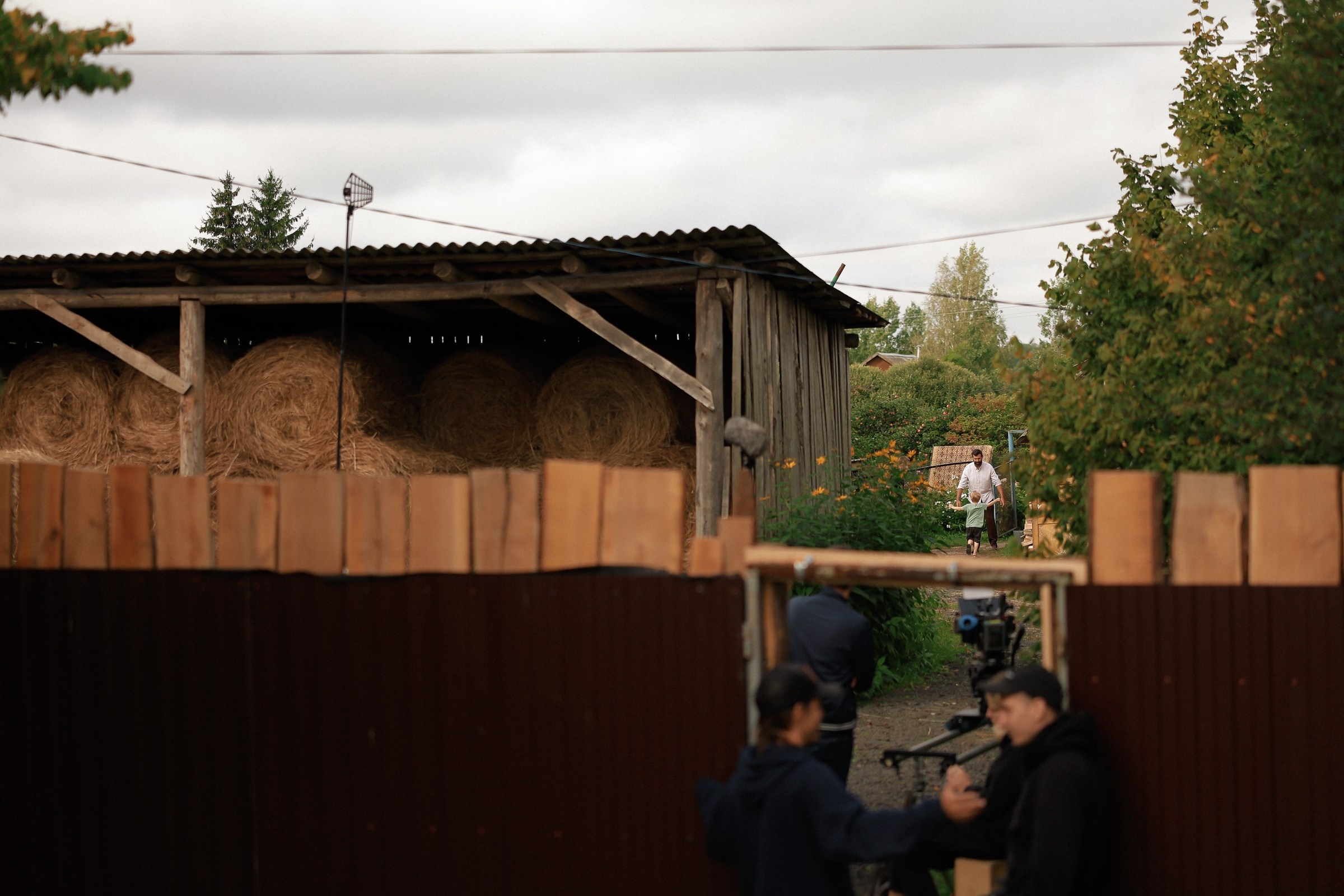 /БЭКСТЕЙДЖ/ Фильм «Во сне ты горько плакал». Свадебный фотограф Великий Новгород Станислав Кособудский
