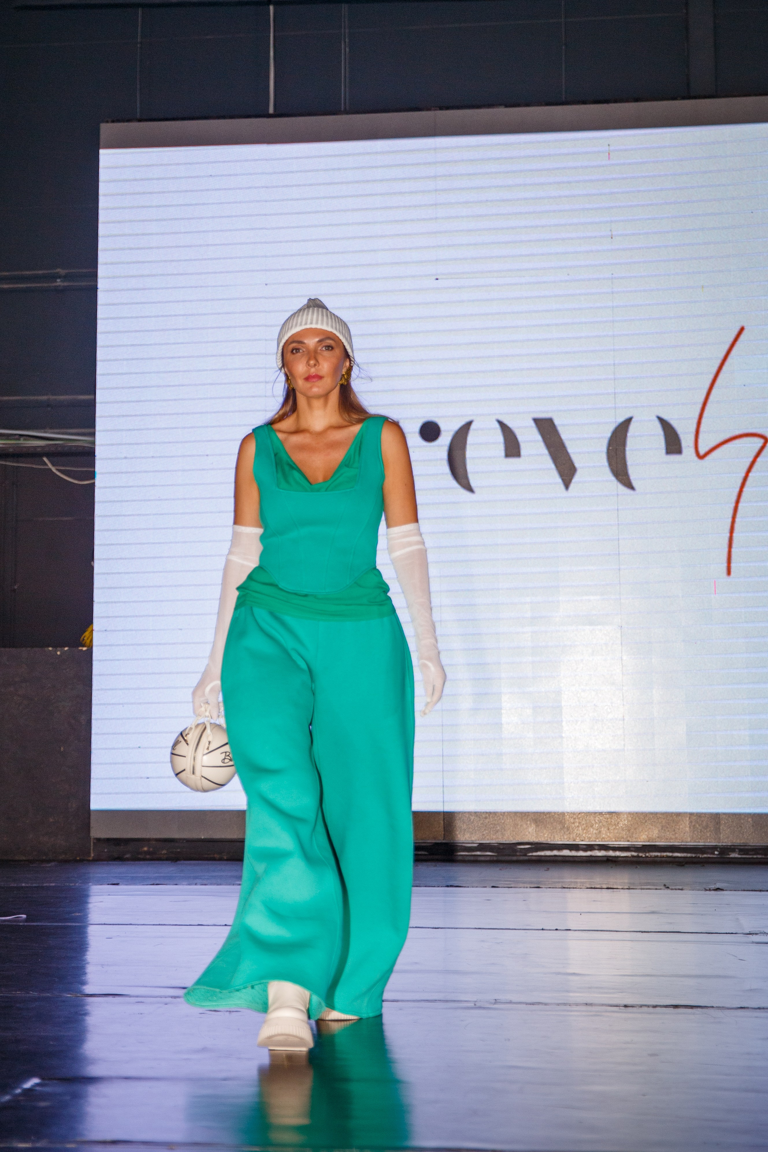 Дефиле. Художественный и репортажный фотограф в Санкт-Петербурге Виктория Никитина