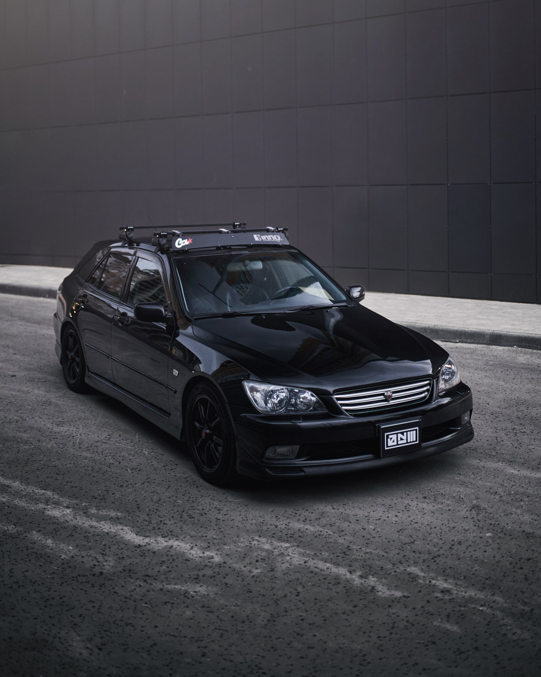 Lexus IS200 SportCross. DKARPOCHEVA PHOTOGRAPHY