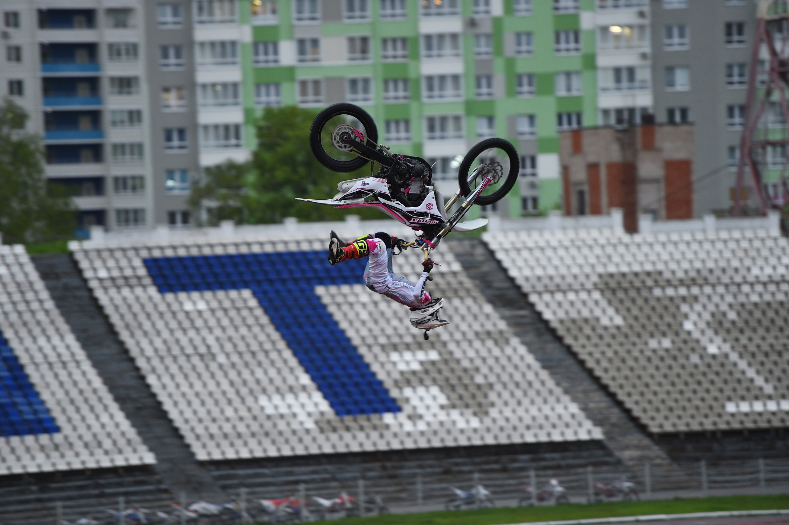 Шоу Безумцев. Ижевск. 2022.05.28. Спортивный репортажный фотограф в Ижевске Сергей Мерзляков