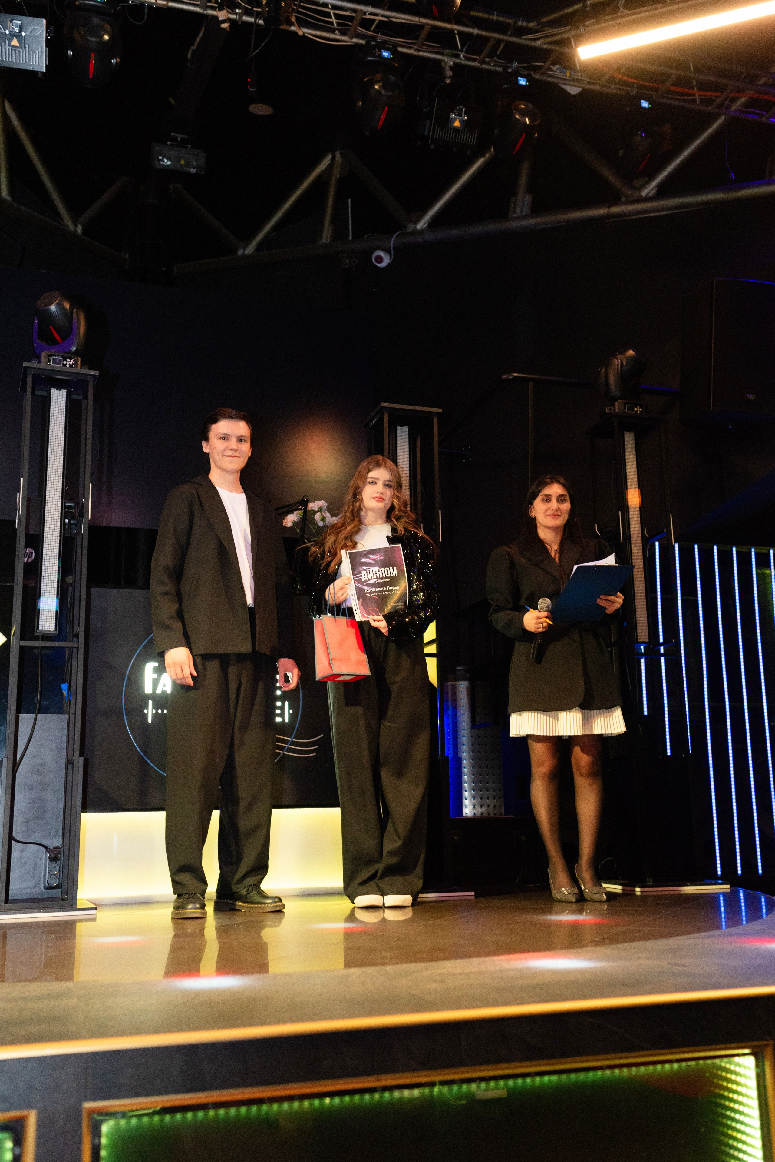 Конкурс в Favorite Place. Детский и семейный фотограф в Сургуте и Нефтеюганске Анна Старцева